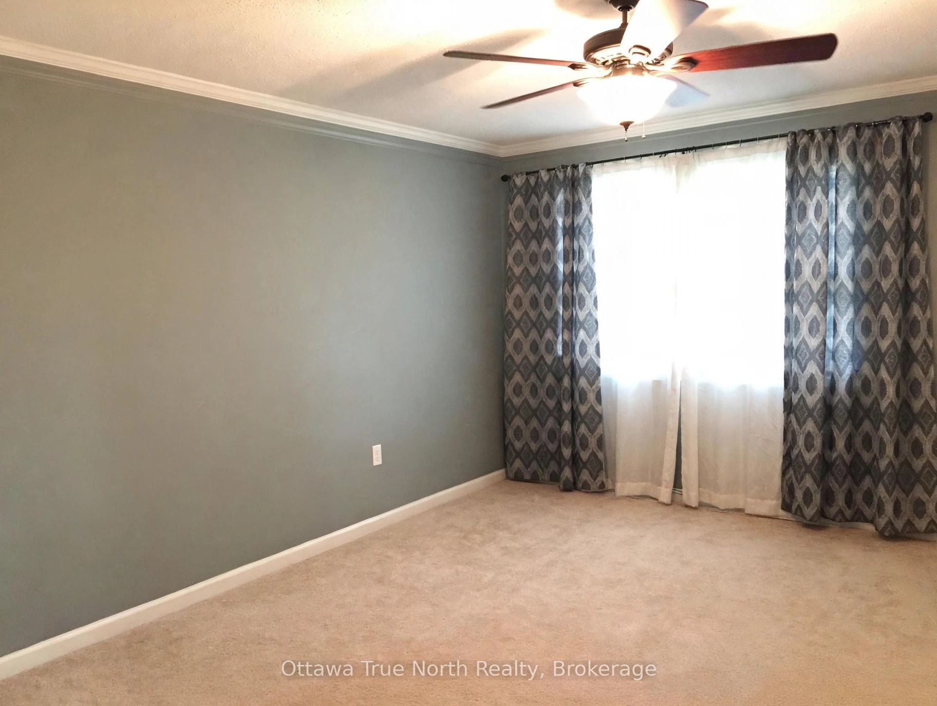 437 Celtic Ridge Crescent Property Photo 12
