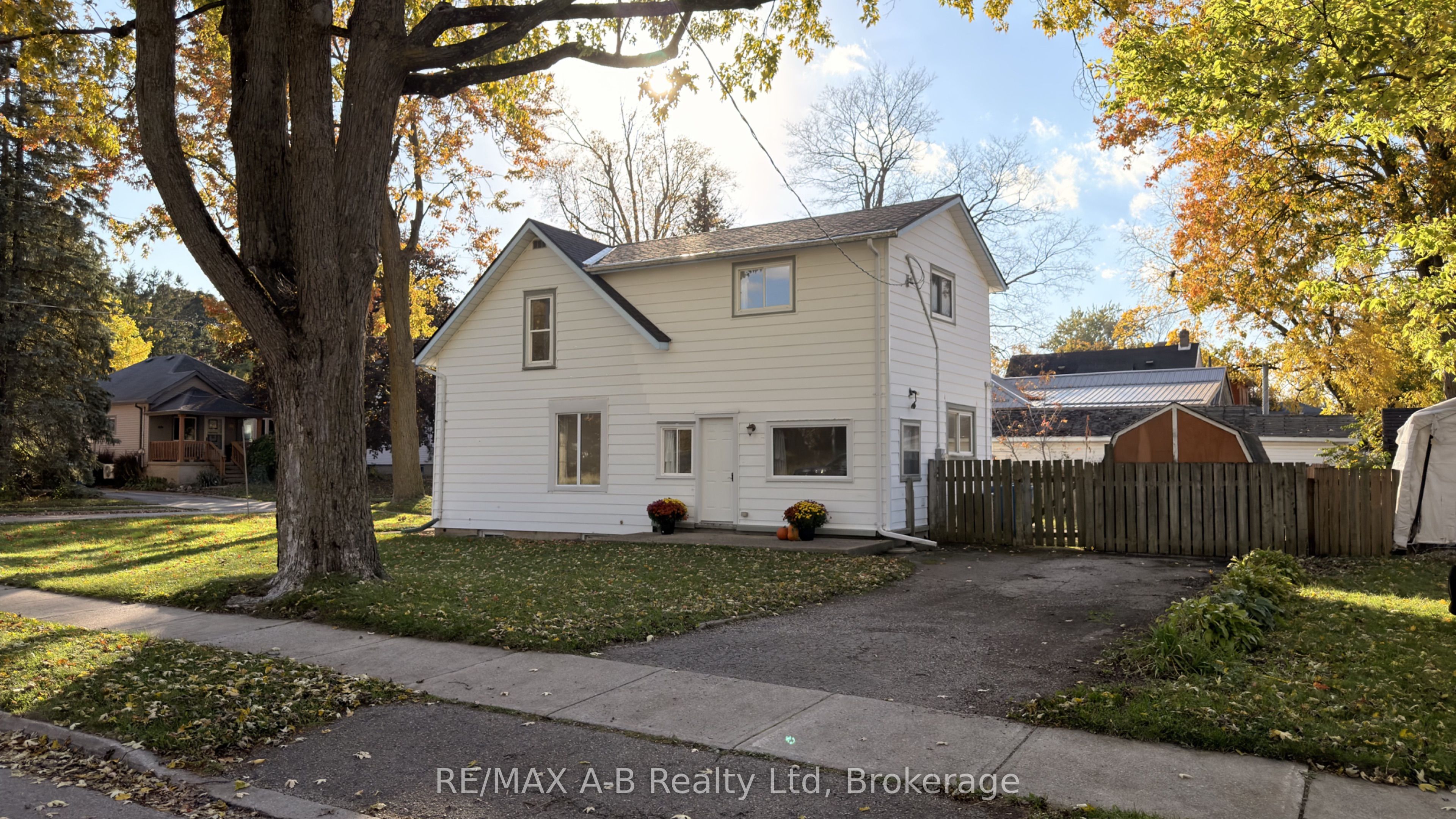92 East Gore Street Property Photo 1