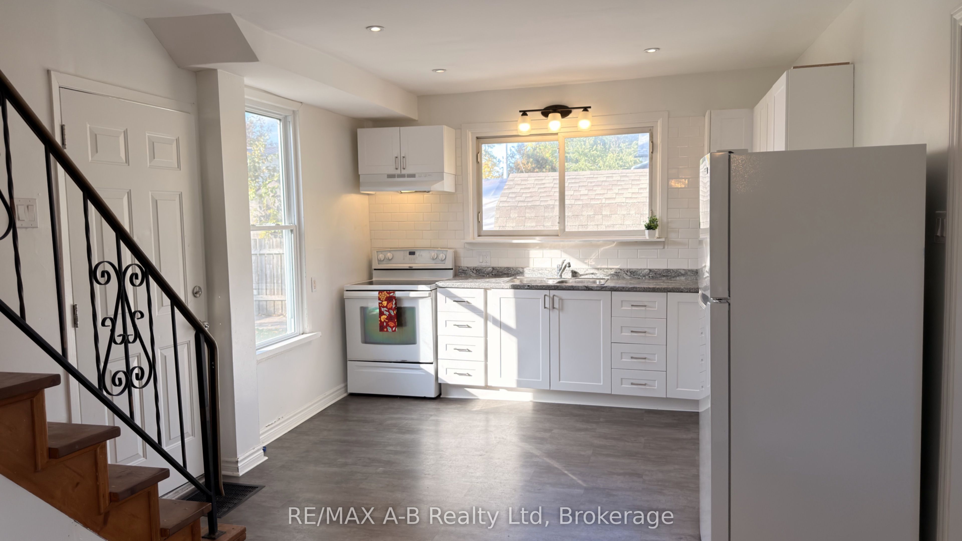 92 East Gore Street Property Photo 18