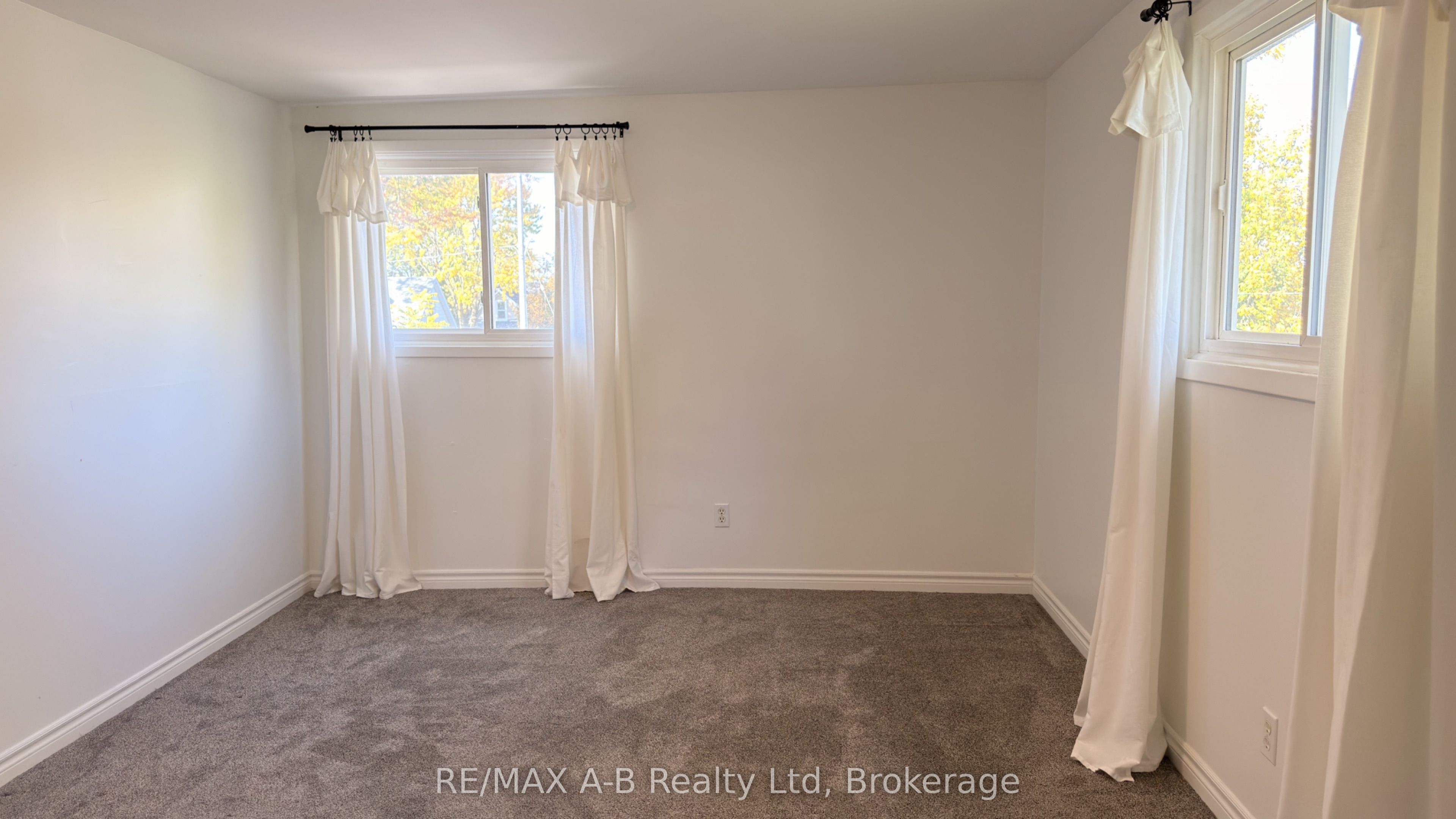 92 East Gore Street Property Photo 36