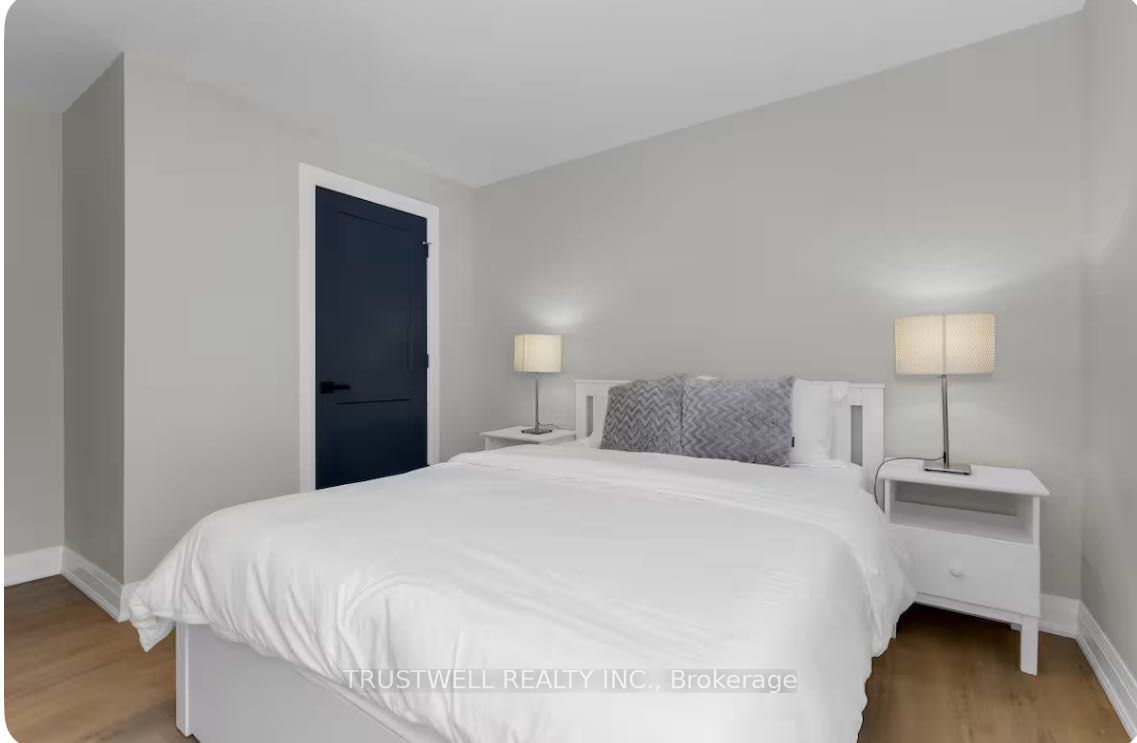 4440 Huron Street Property Photo 19
