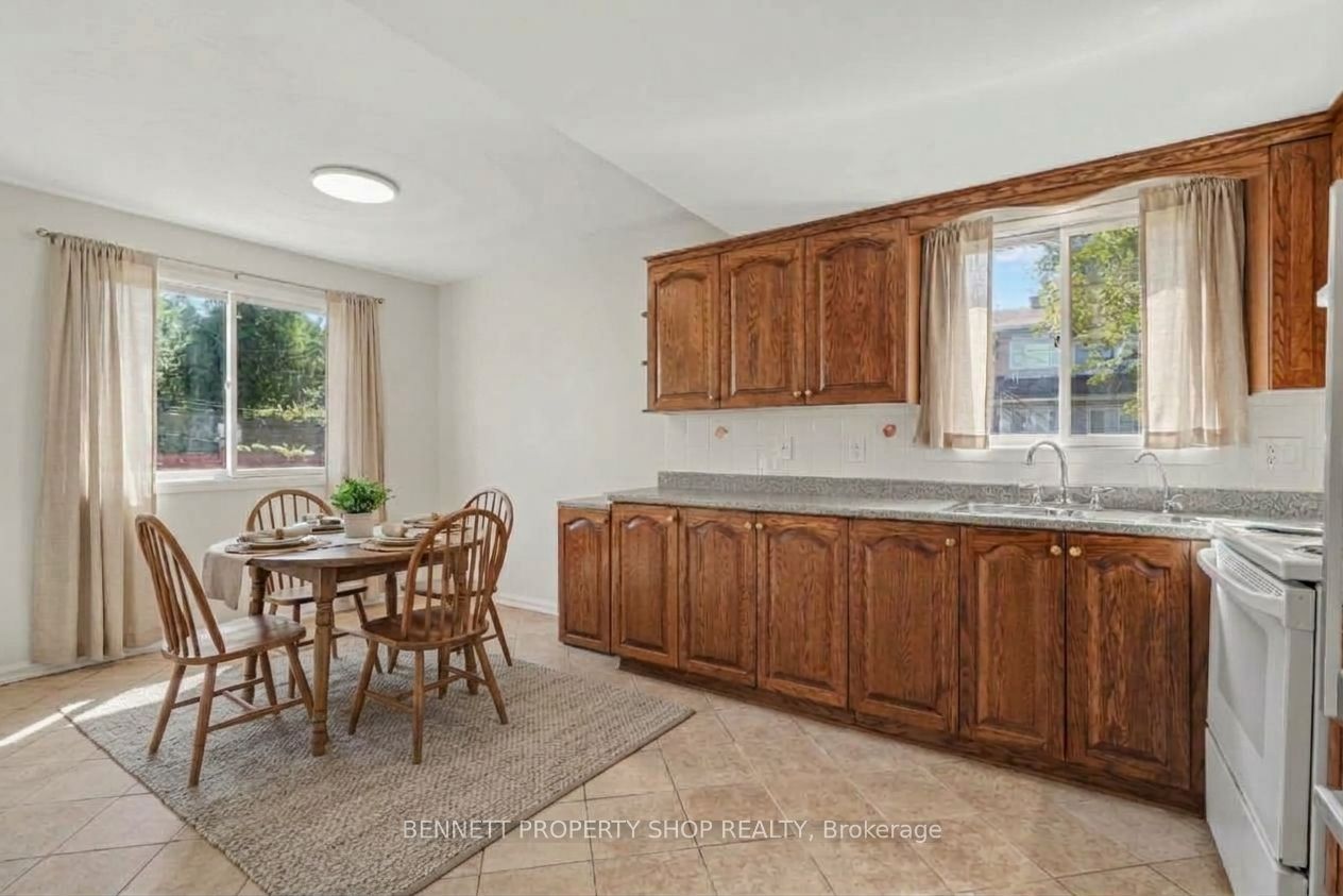 639 Morin Street 7 Property Photo 5