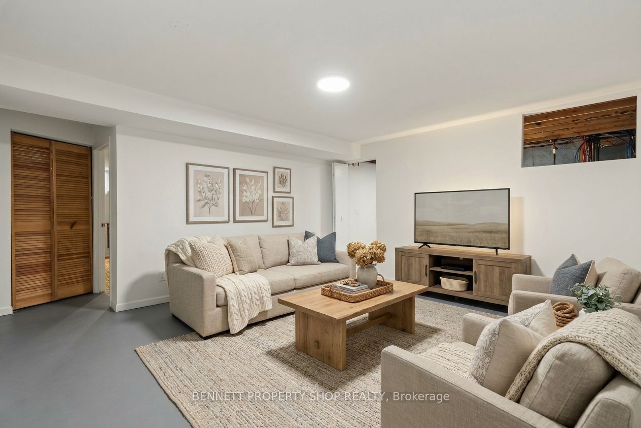 639 Morin Street 7 Property Photo 11