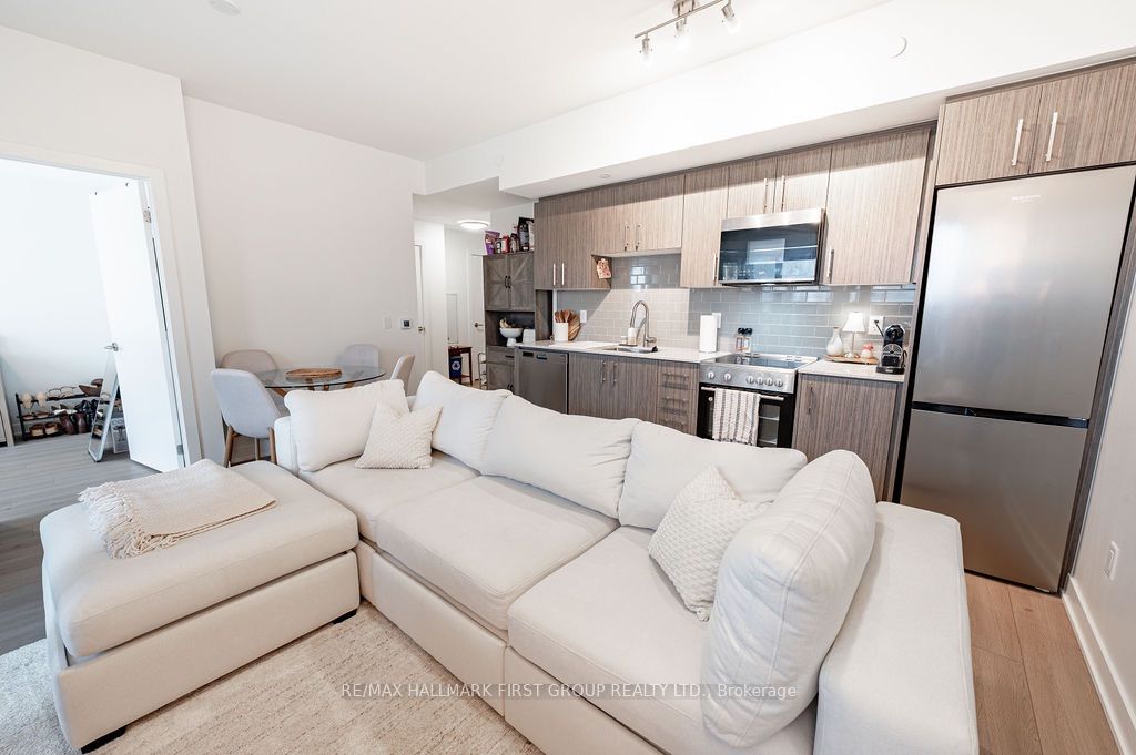 25 Wellington Street 610 Property Photo 12