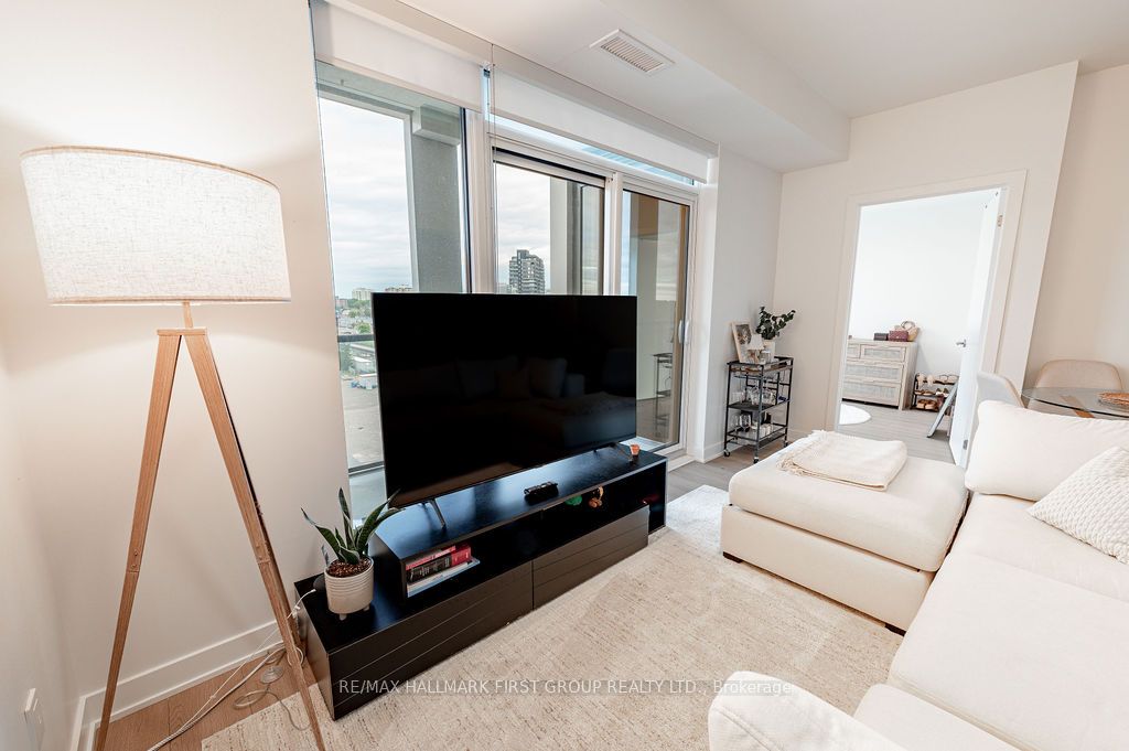 25 Wellington Street 610 Property Photo 13