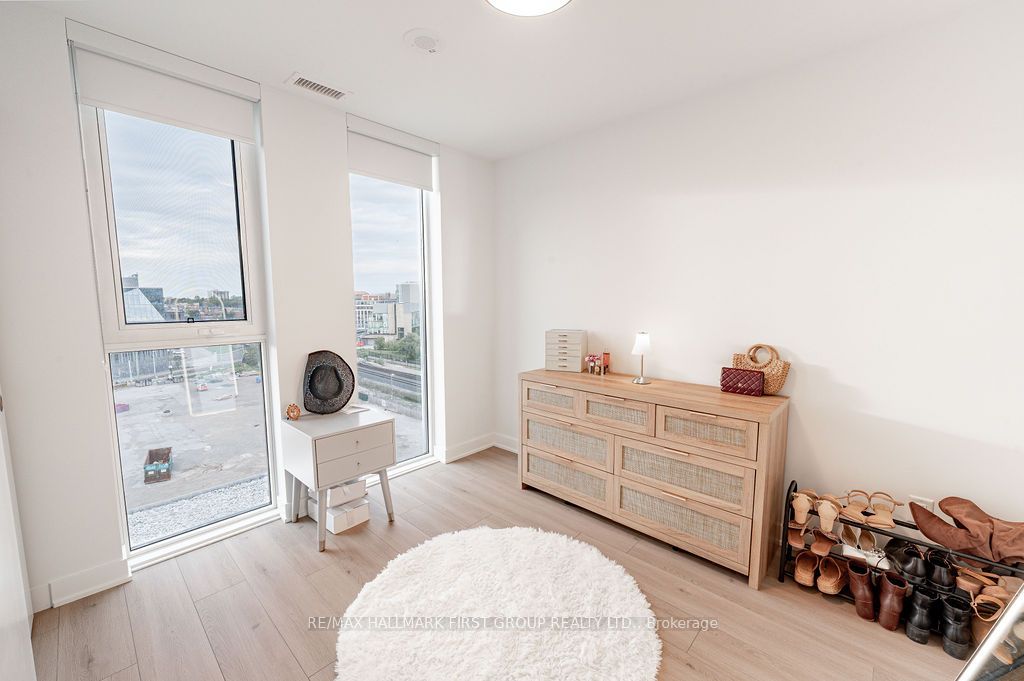 25 Wellington Street 610 Property Photo 14