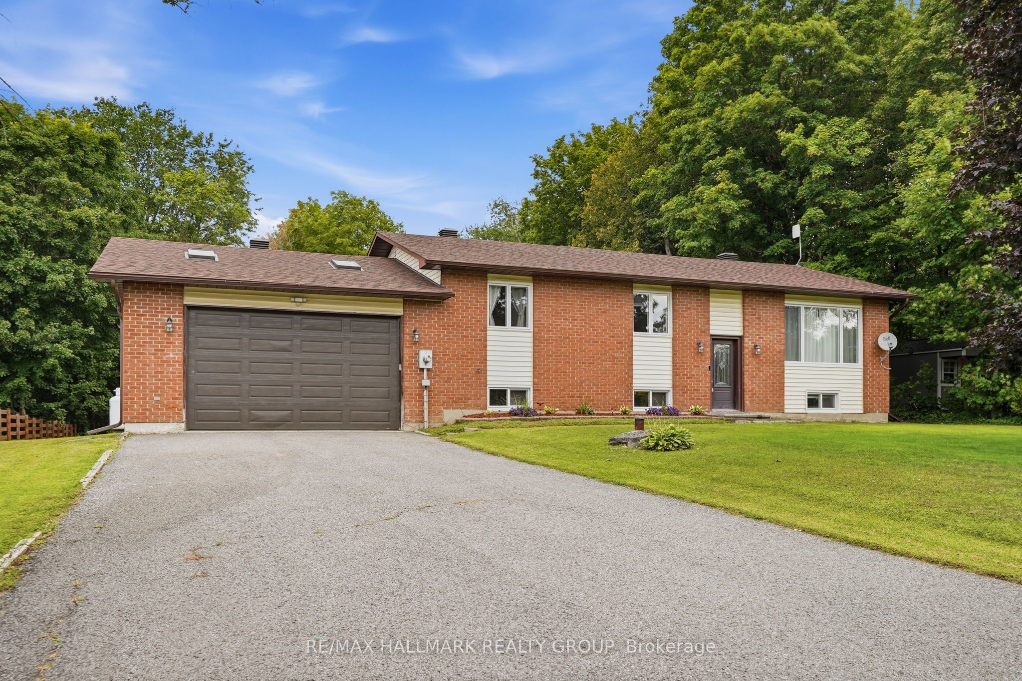 601 Lake George Road Property Photo 1