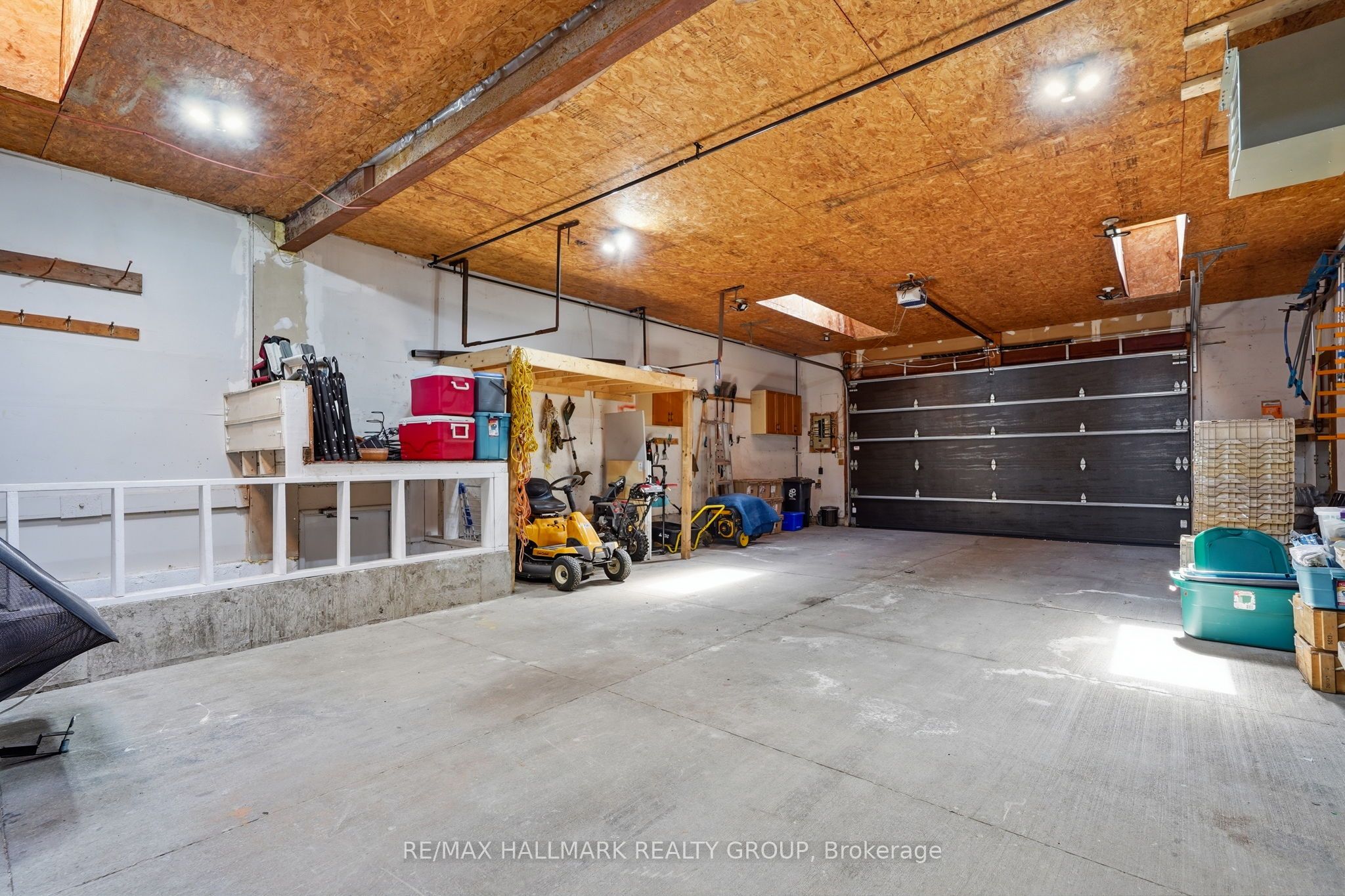 601 Lake George Road Property Photo 4