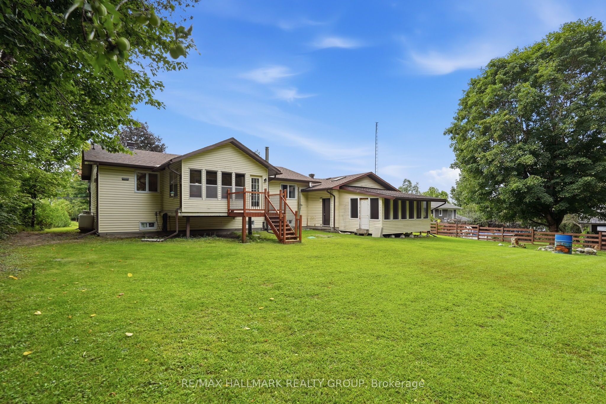 601 Lake George Road Property Photo 8