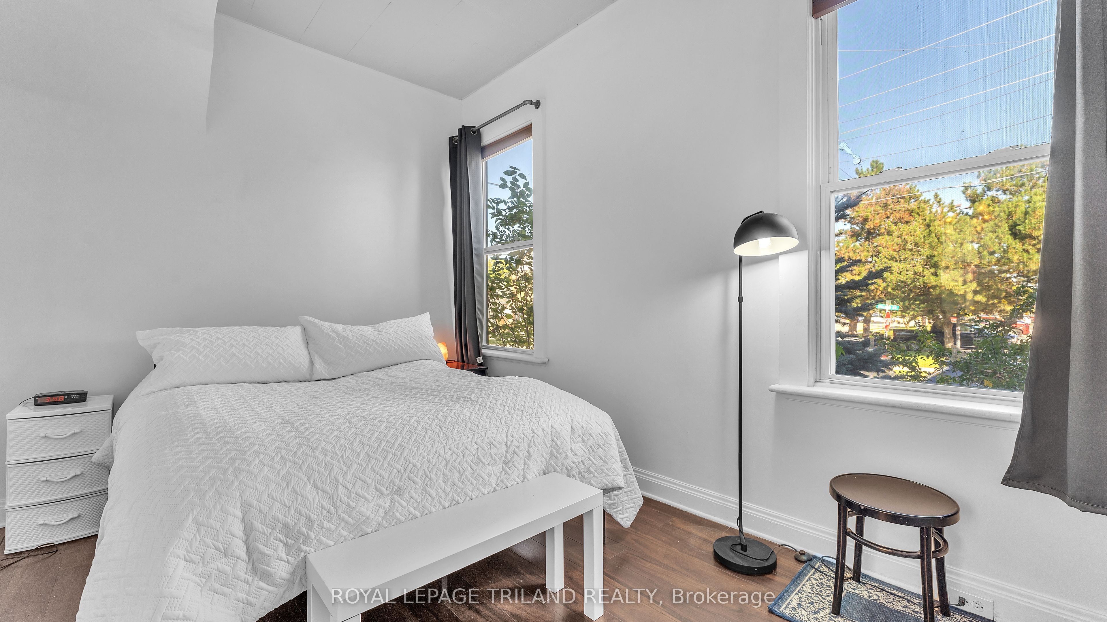 541 Nelson Street Property Photo 5