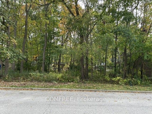 2215 Edgemore Avenue Property Photo 1