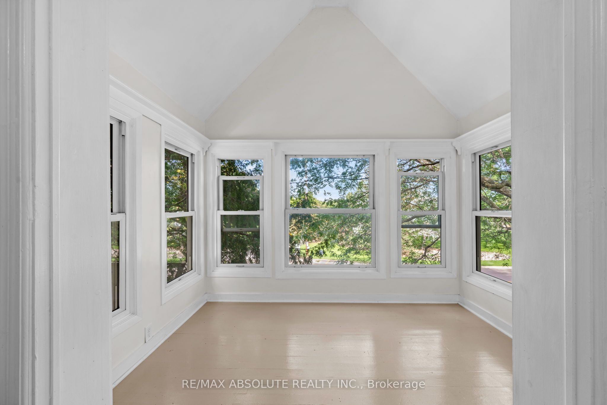 903 River Road Property Photo 16
