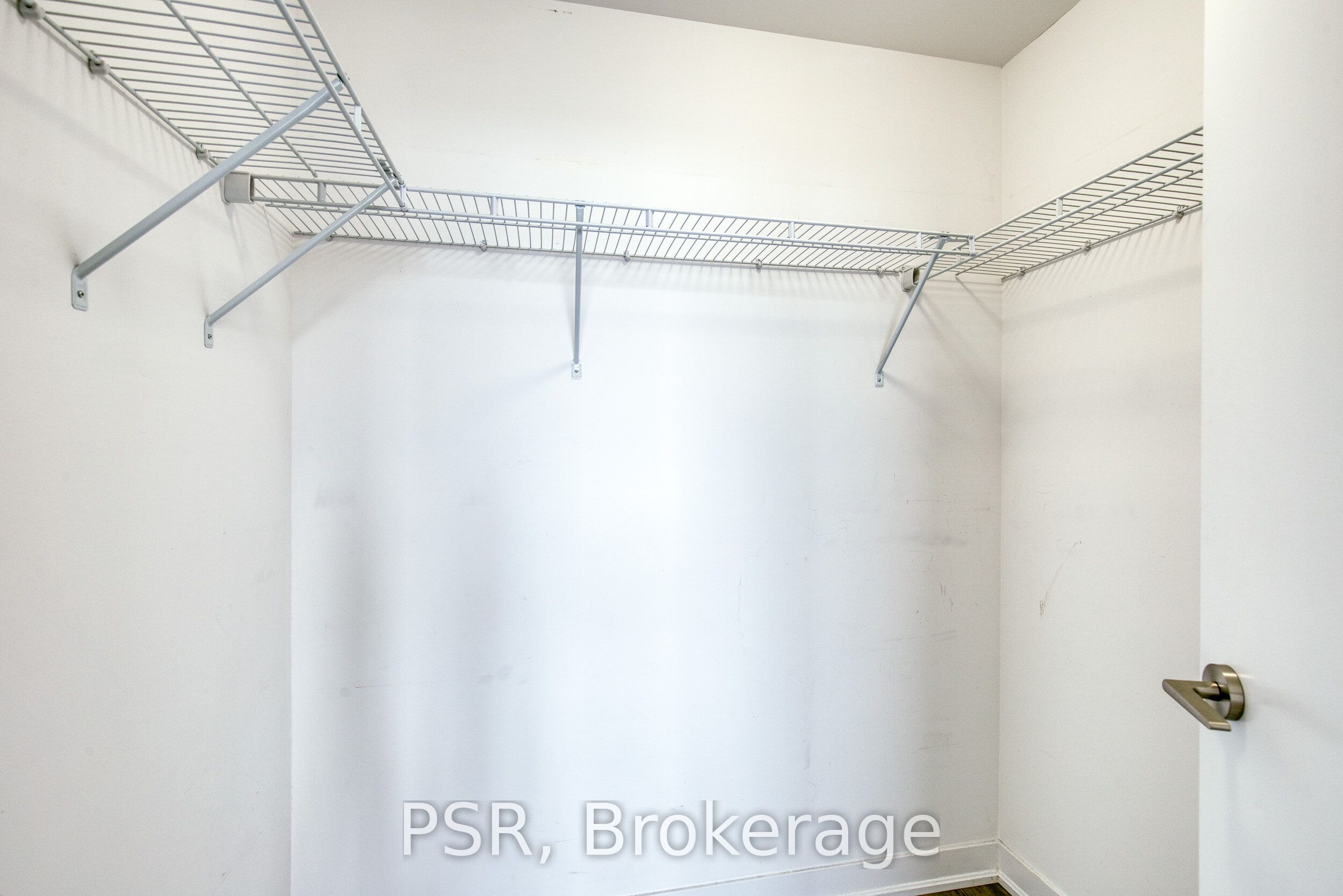 85 Duke Street 806 Property Photo 14