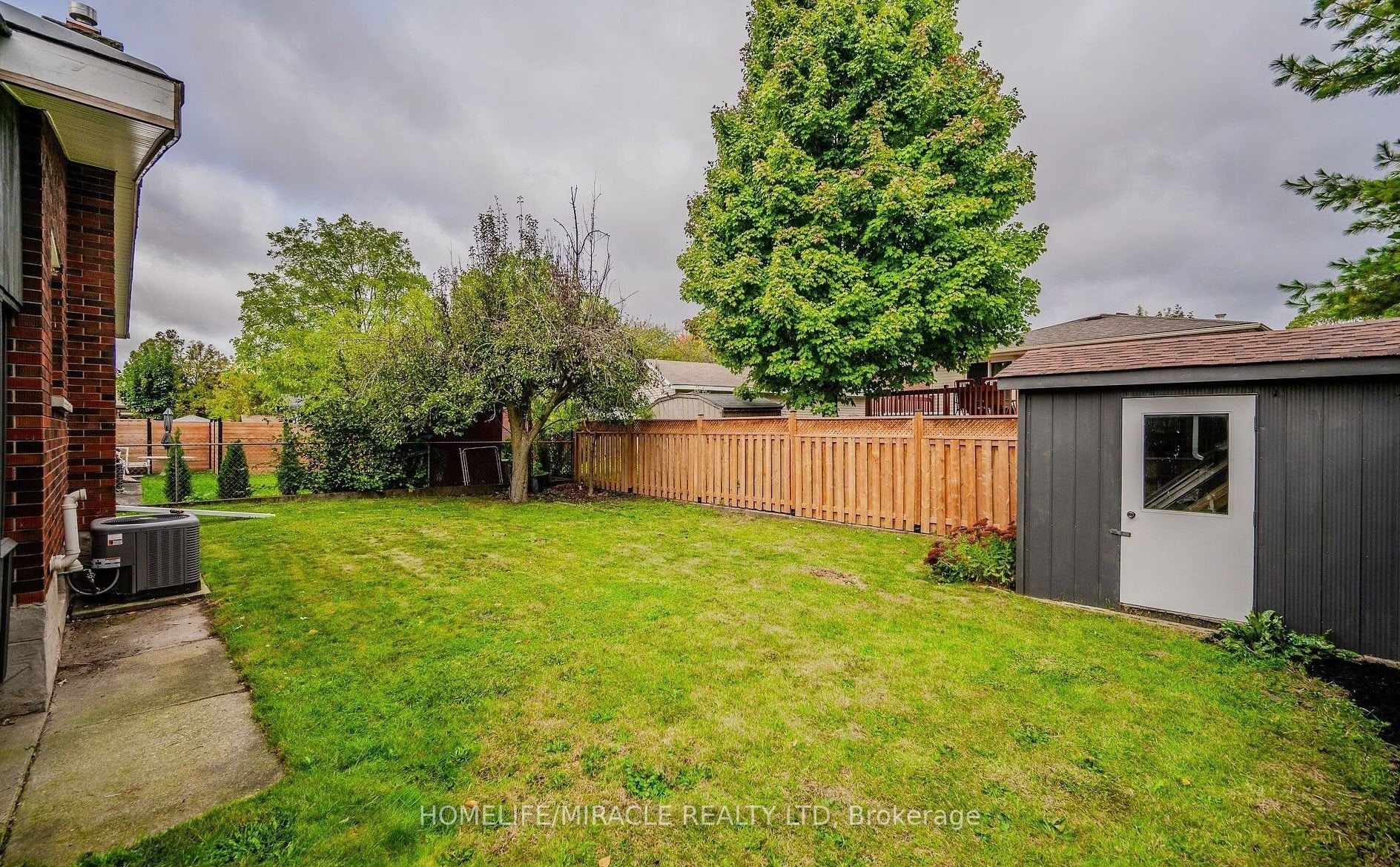 10 Greenwood Avenue Property Photo 3