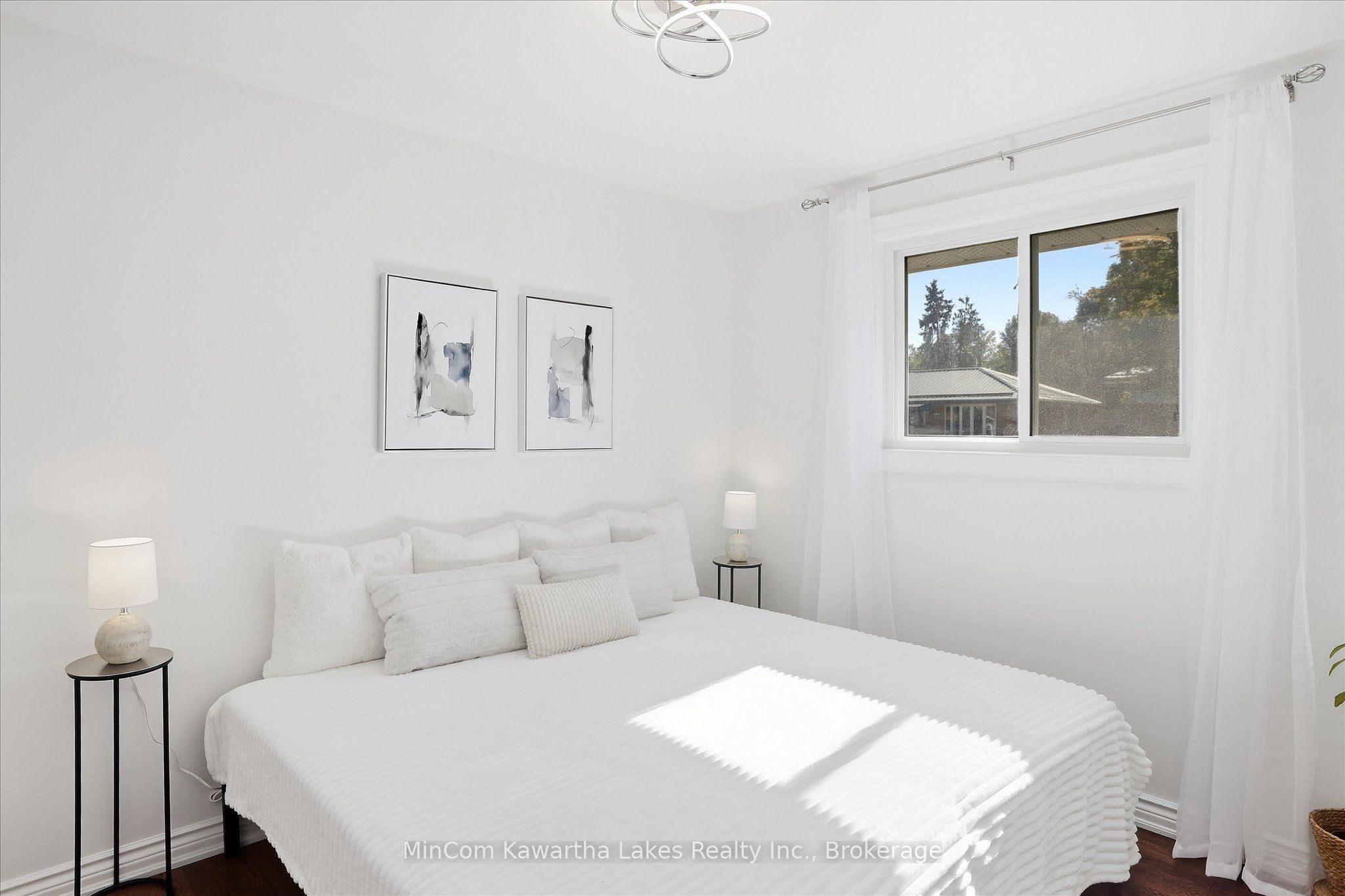 398 Applegrove Avenue Property Photo 17