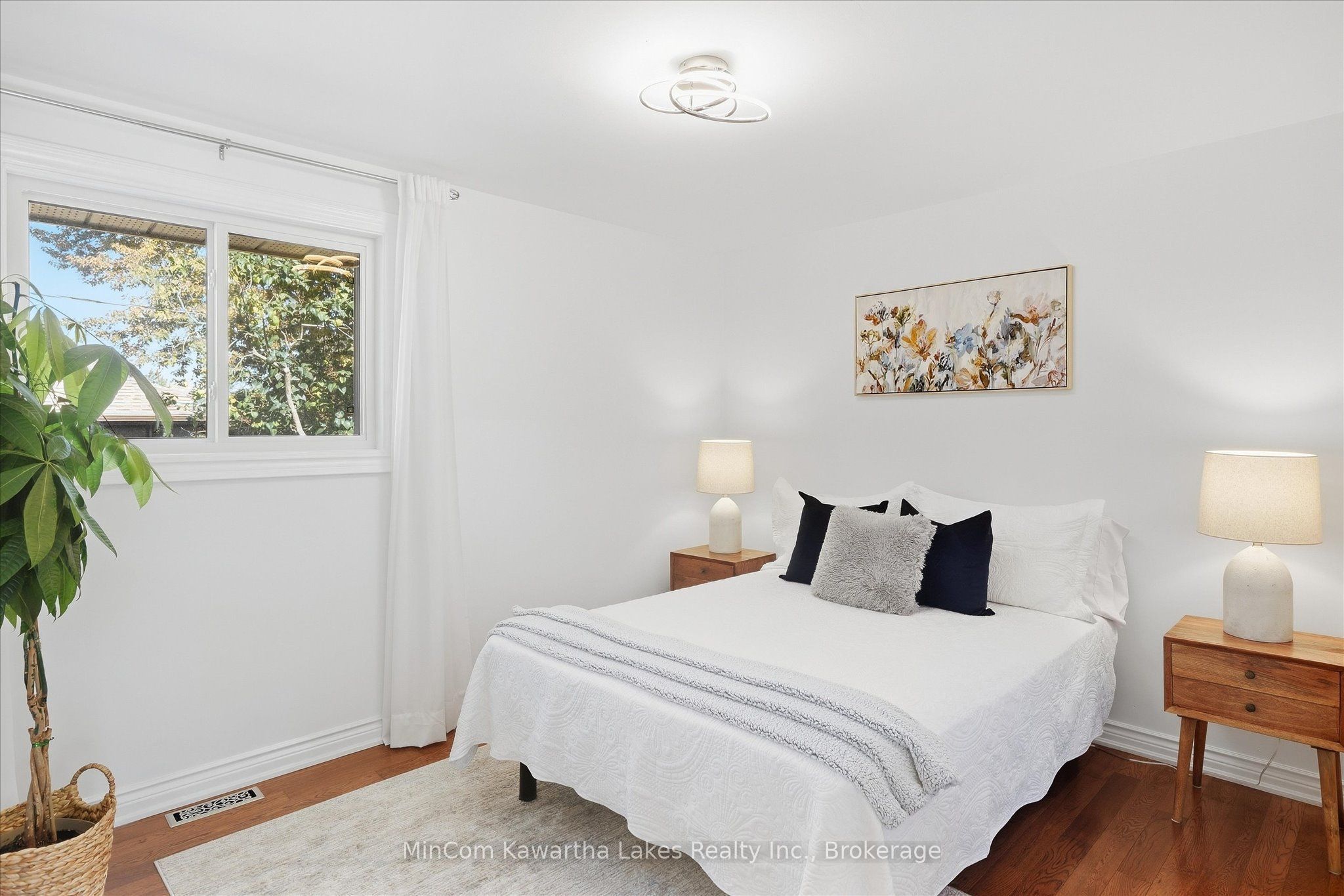 398 Applegrove Avenue Property Photo 21