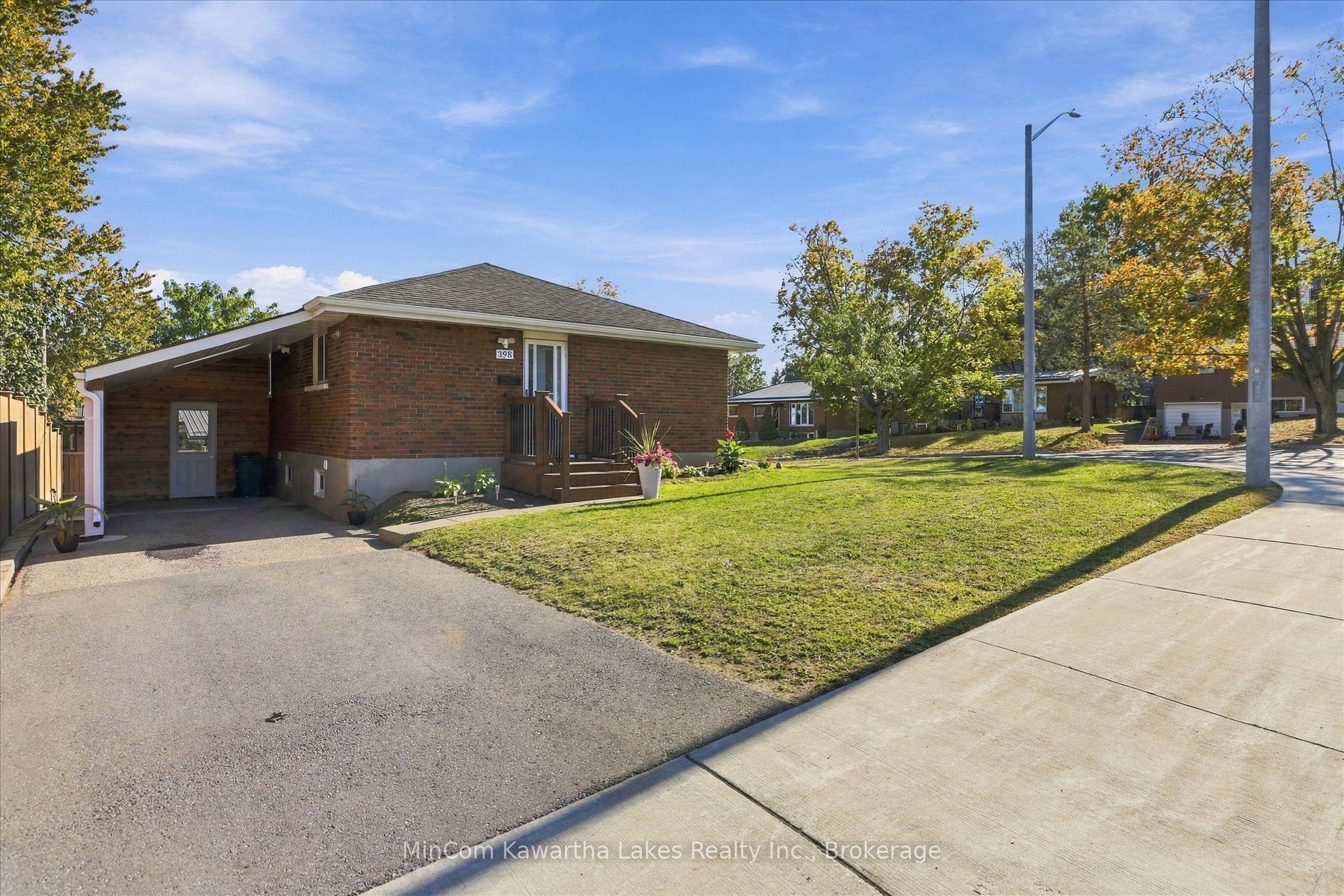 398 Applegrove Avenue Property Photo 36