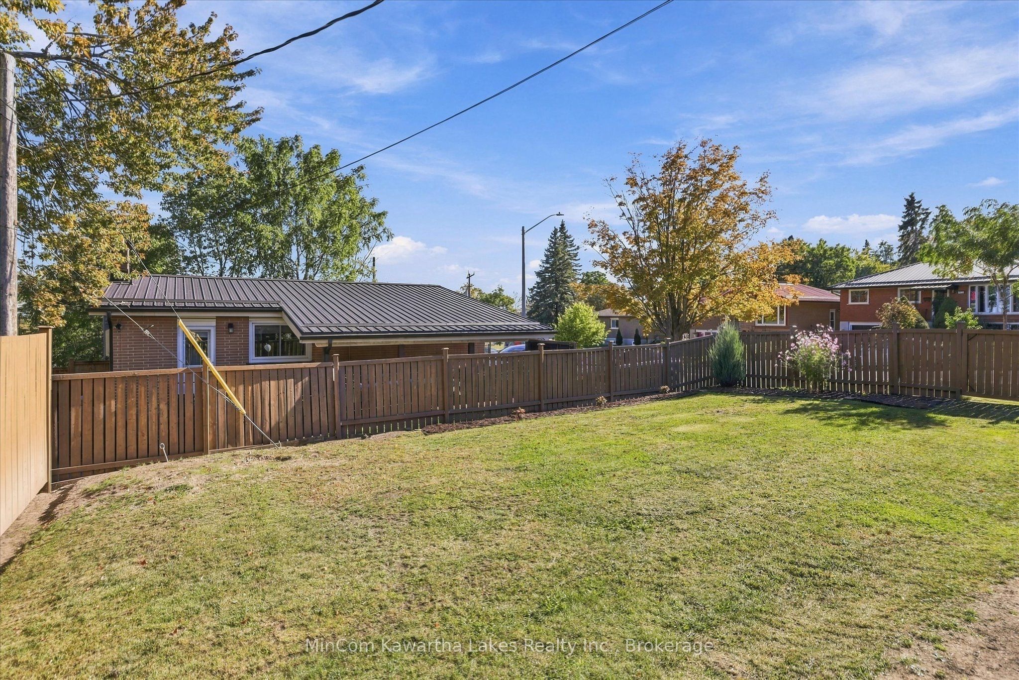 398 Applegrove Avenue Property Photo 41