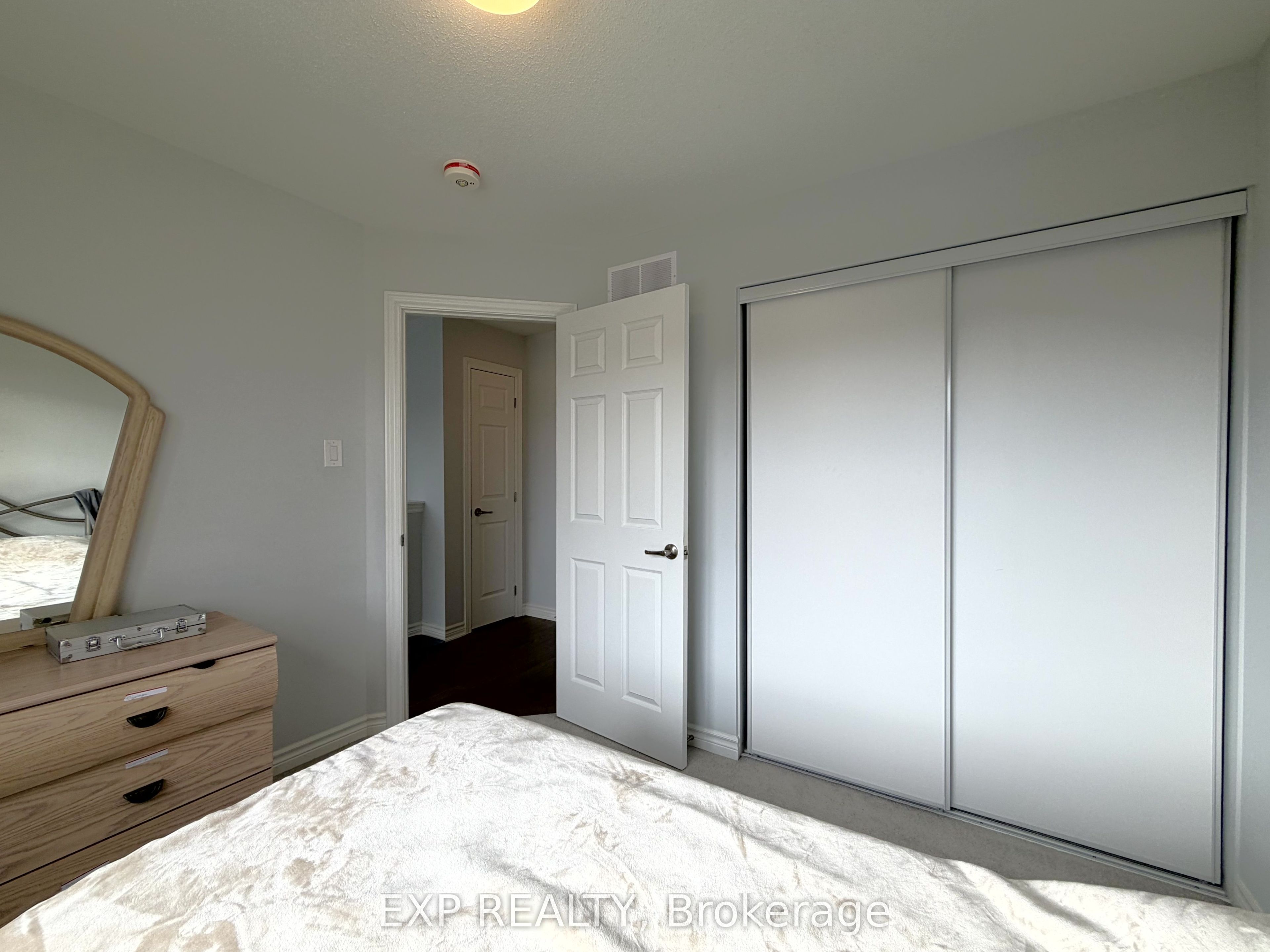27 Bermondsey Way Property Photo 10
