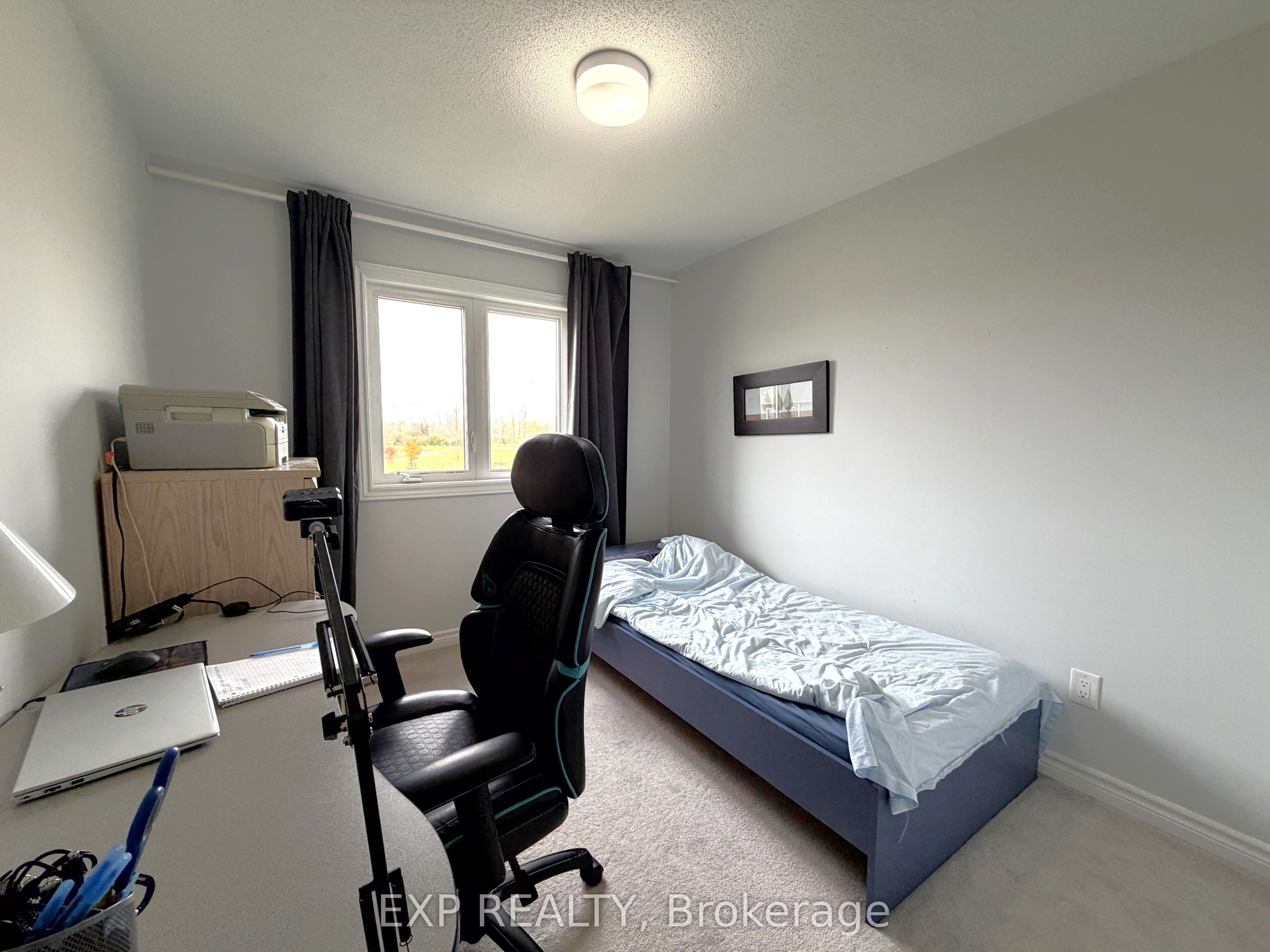 27 Bermondsey Way Property Photo 13