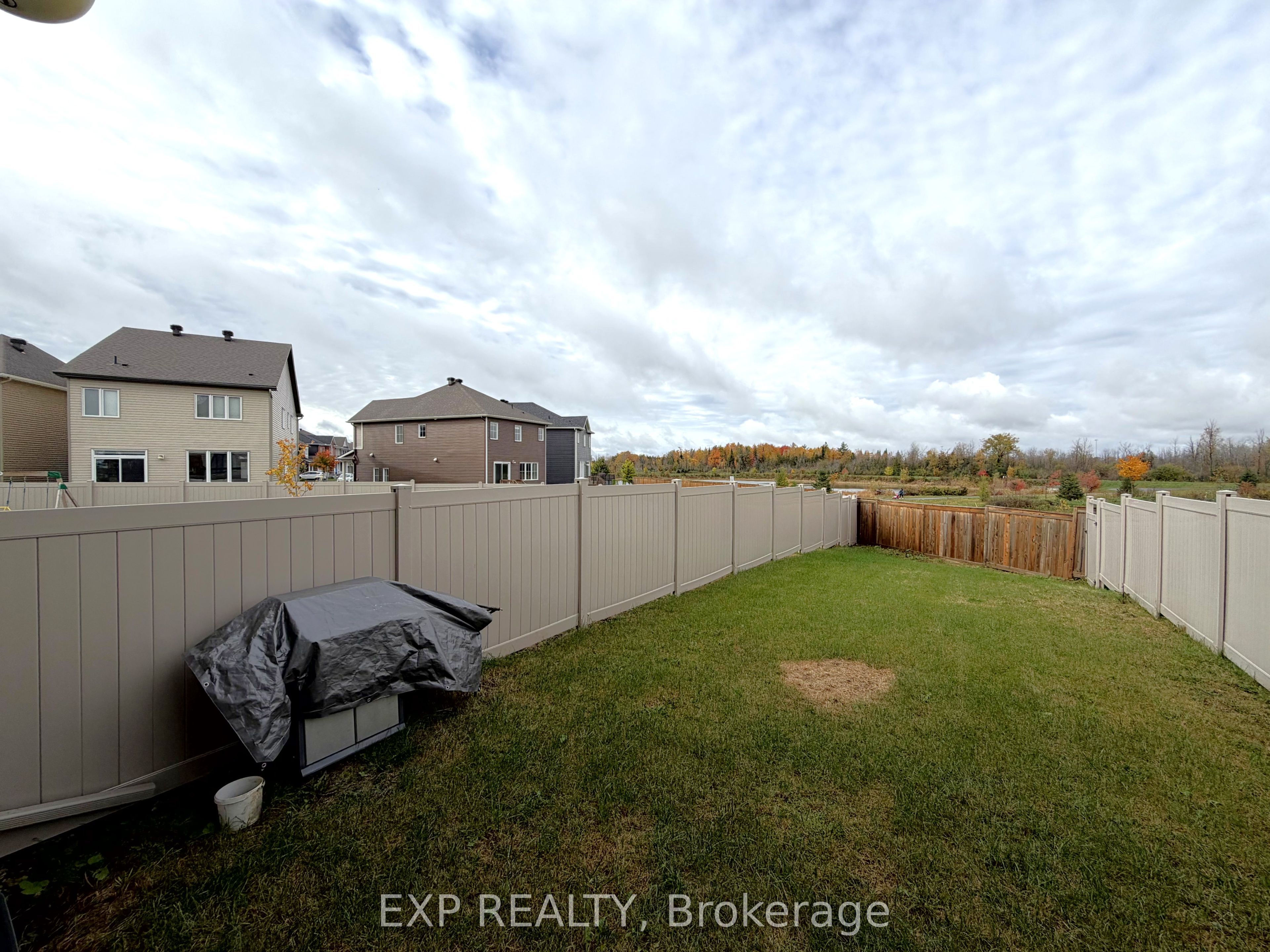 27 Bermondsey Way Property Photo 21