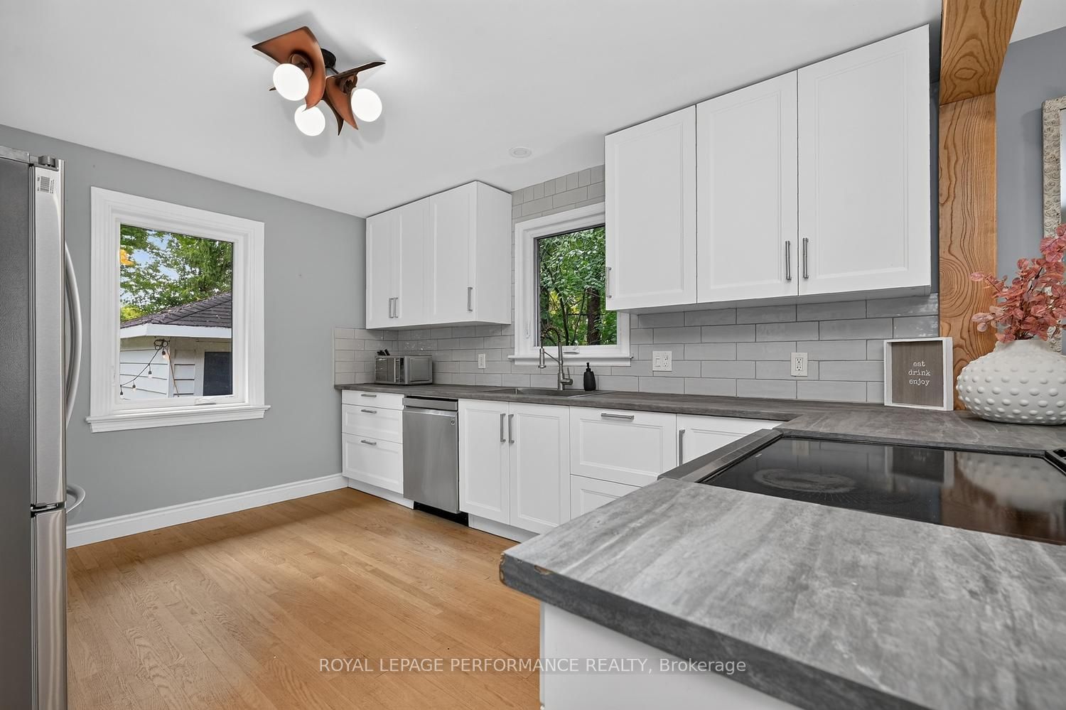 140 Begonia Avenue Property Photo 11