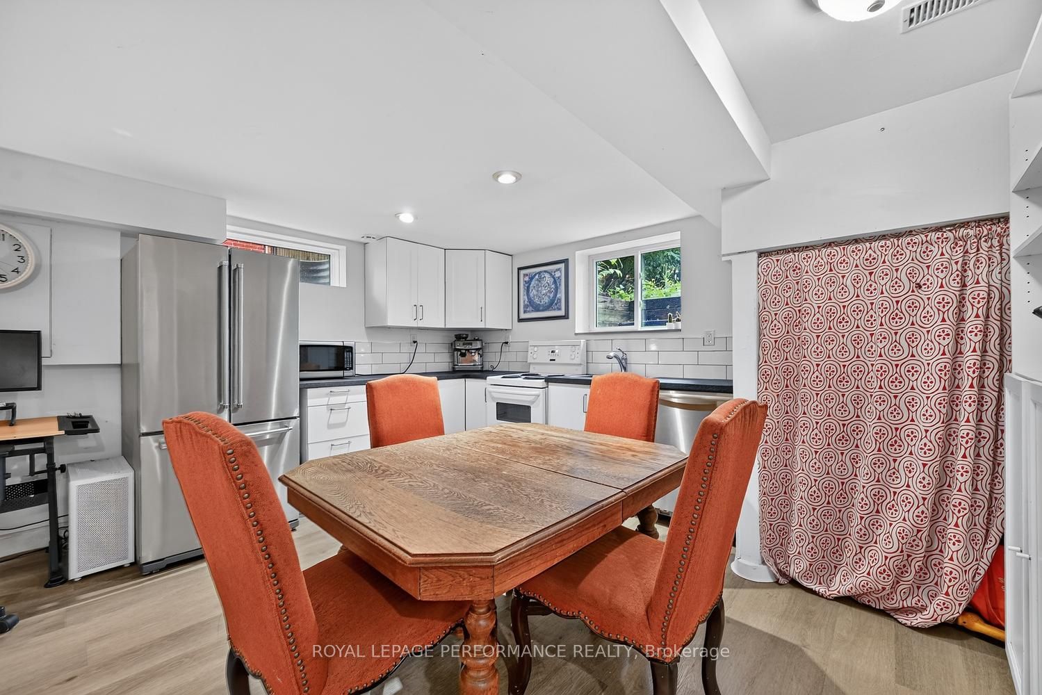 140 Begonia Avenue Property Photo 35