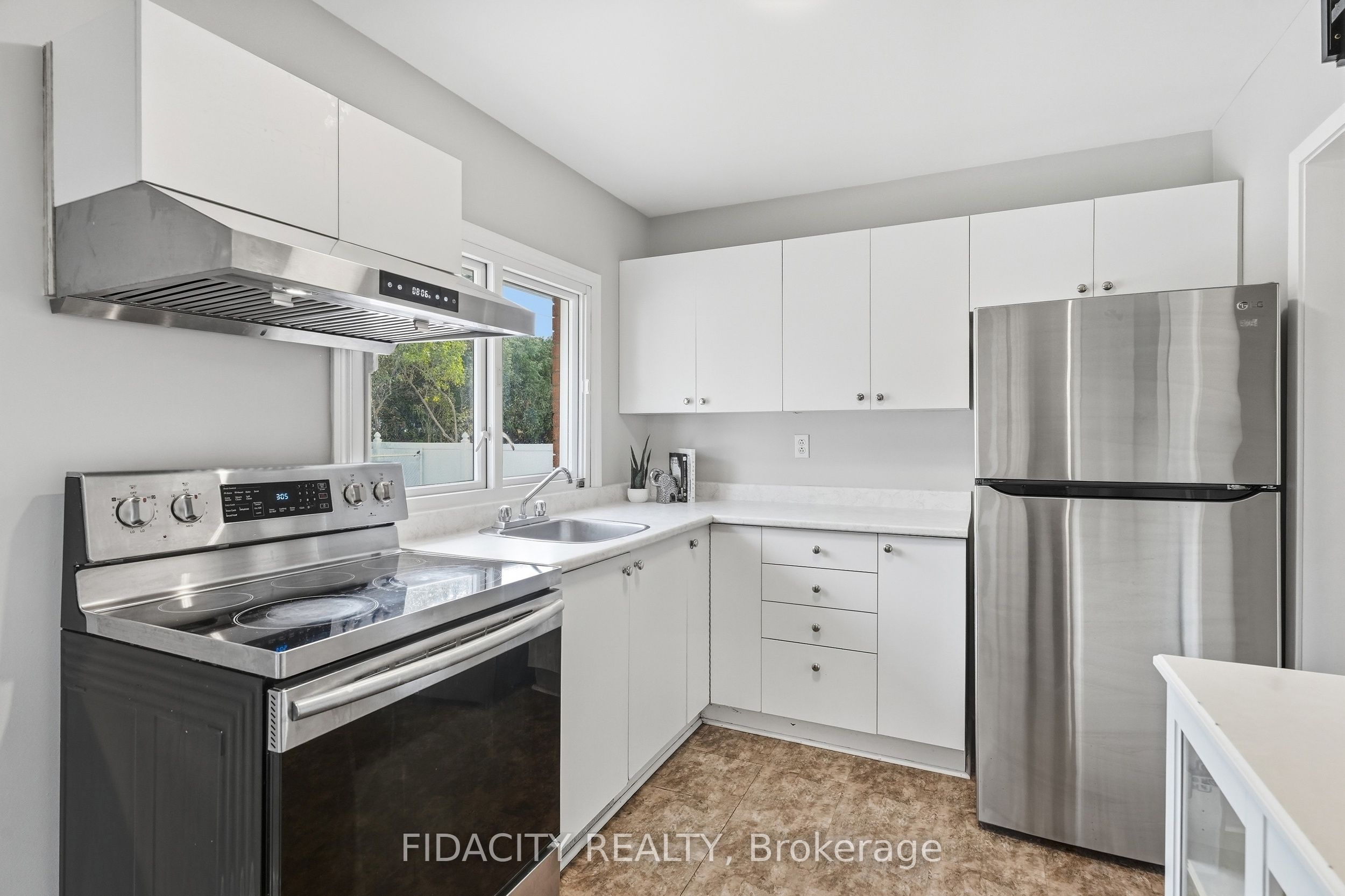 34 Stinson Avenue Property Photo 13