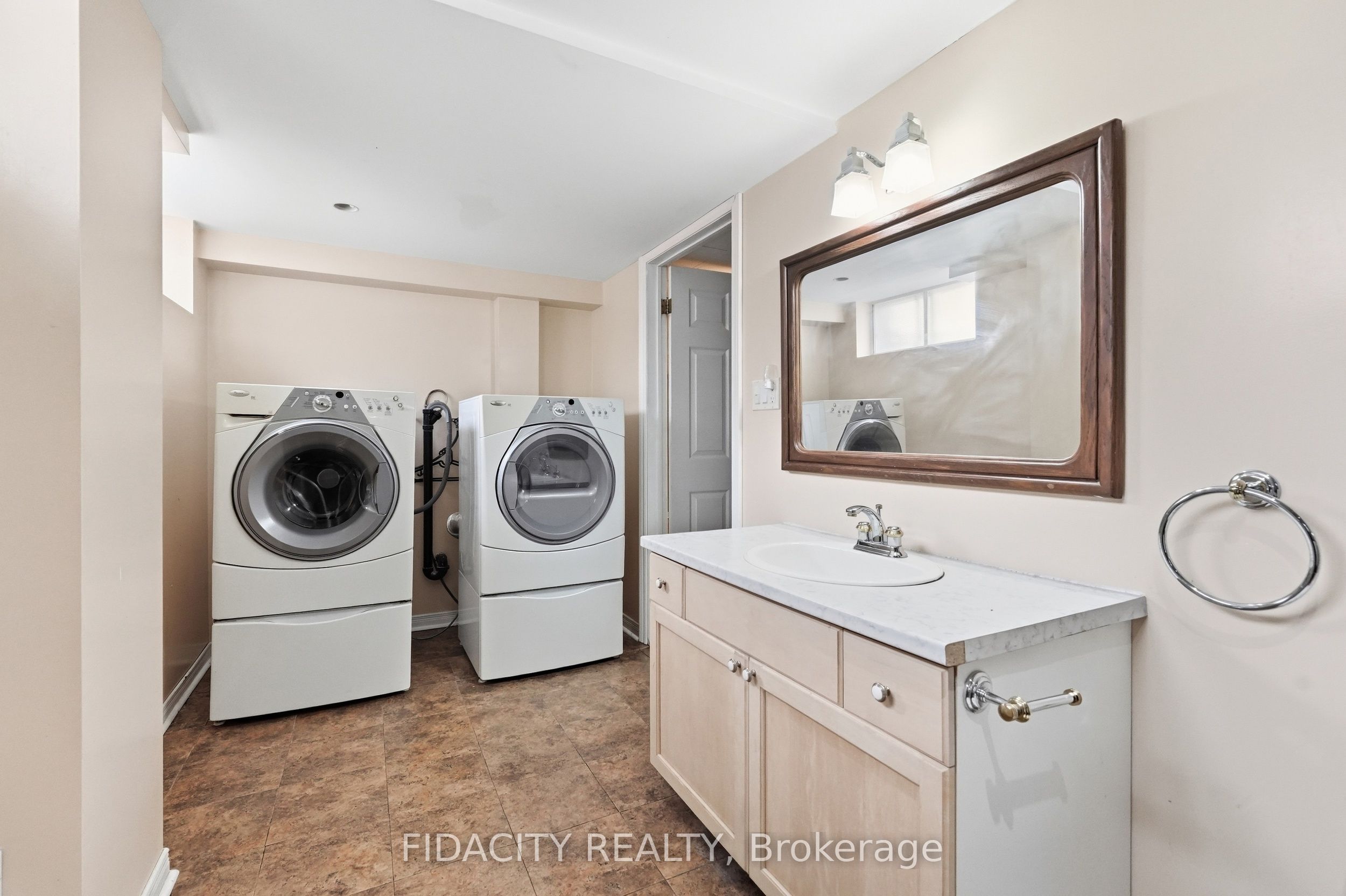 34 Stinson Avenue Property Photo 22