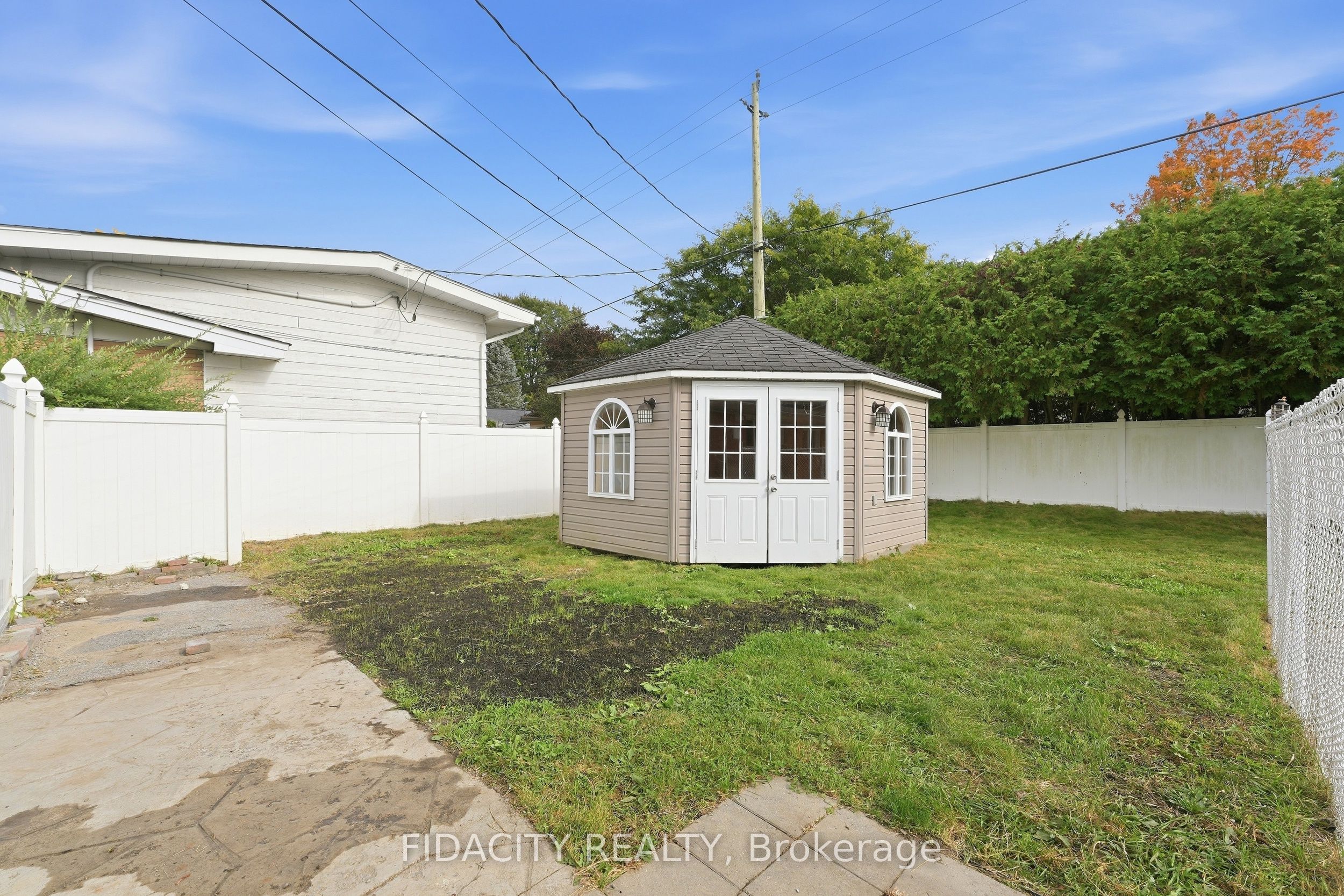 34 Stinson Avenue Property Photo 25