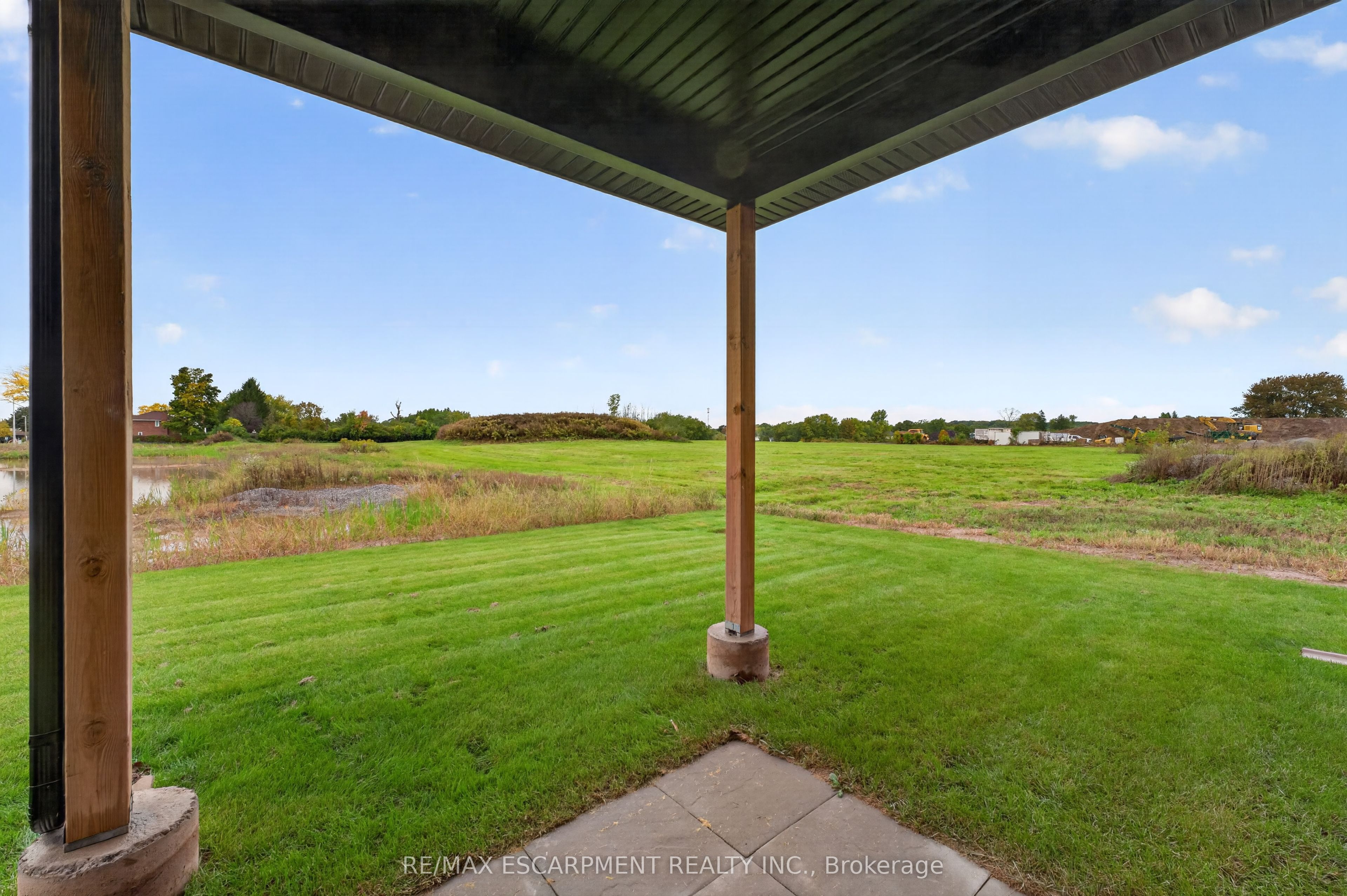 967 Clare Avenue Property Photo 8