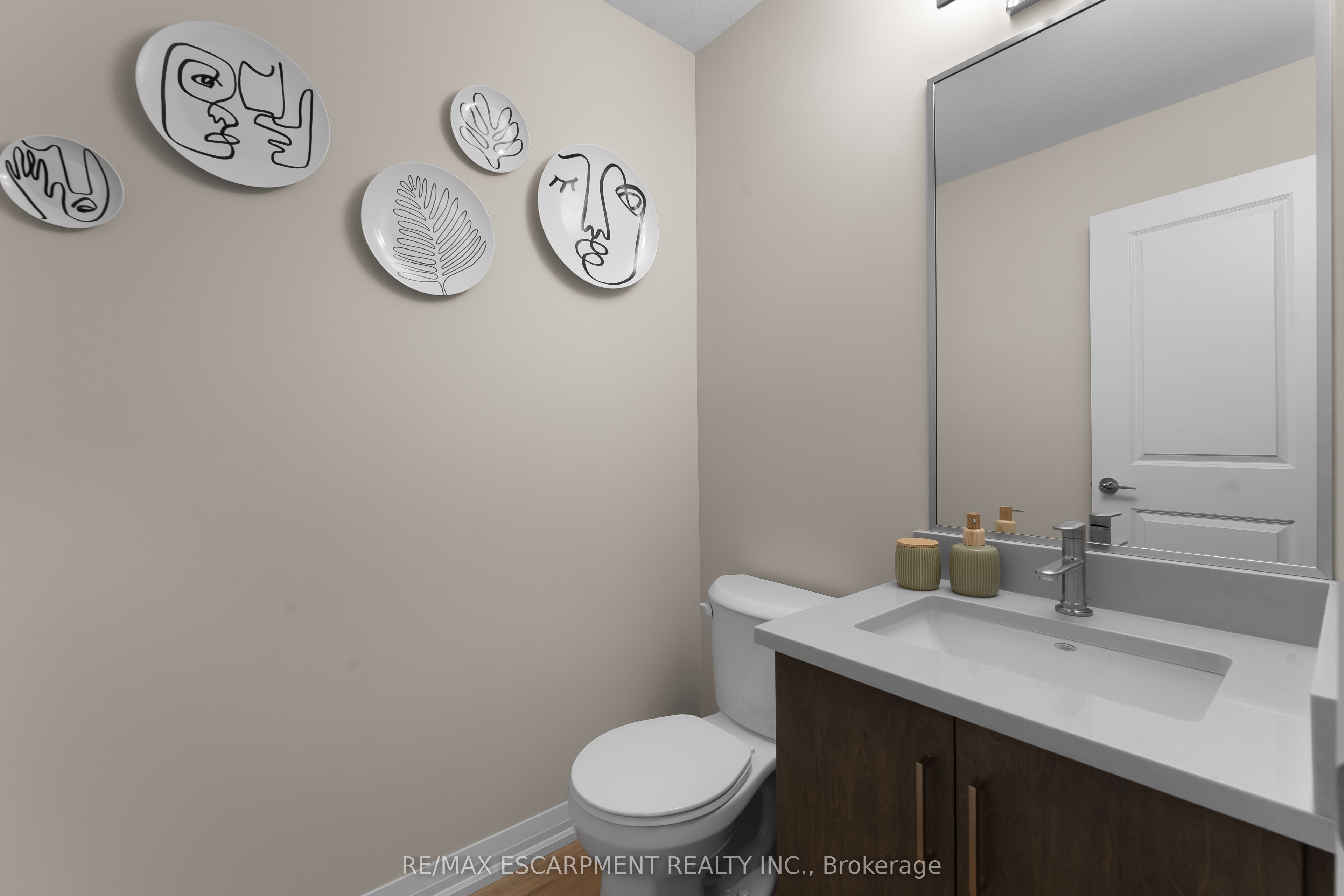 967 Clare Avenue Property Photo 15