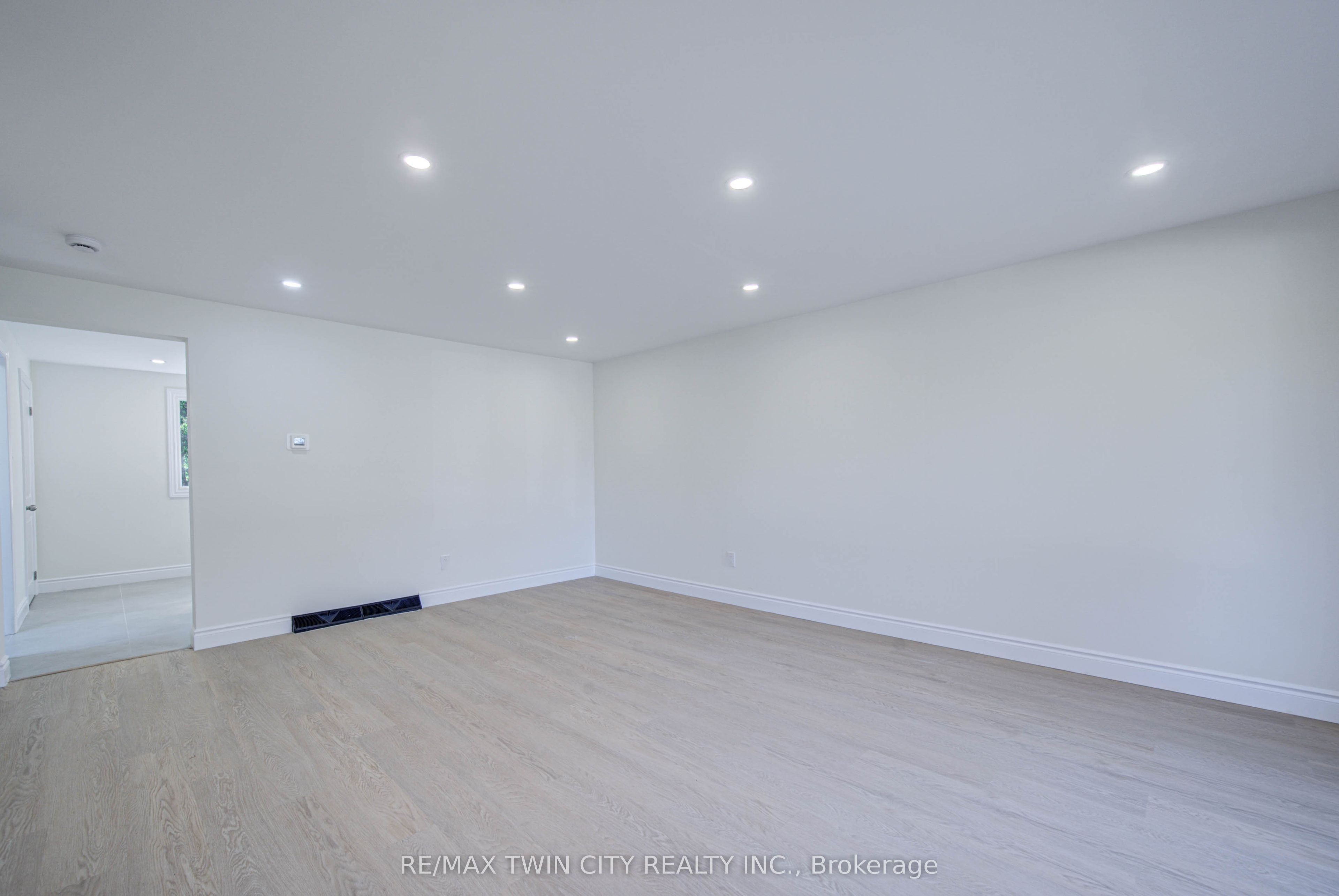 210 Ferguson Avenue Property Photo 8