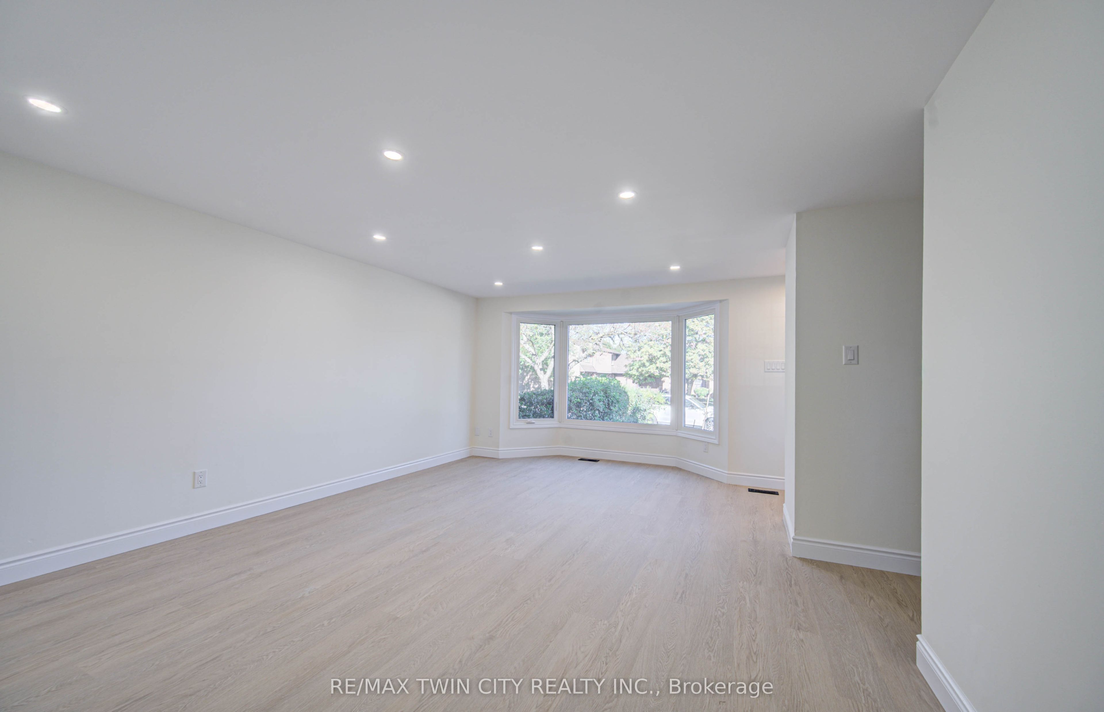 210 Ferguson Avenue Property Photo 11