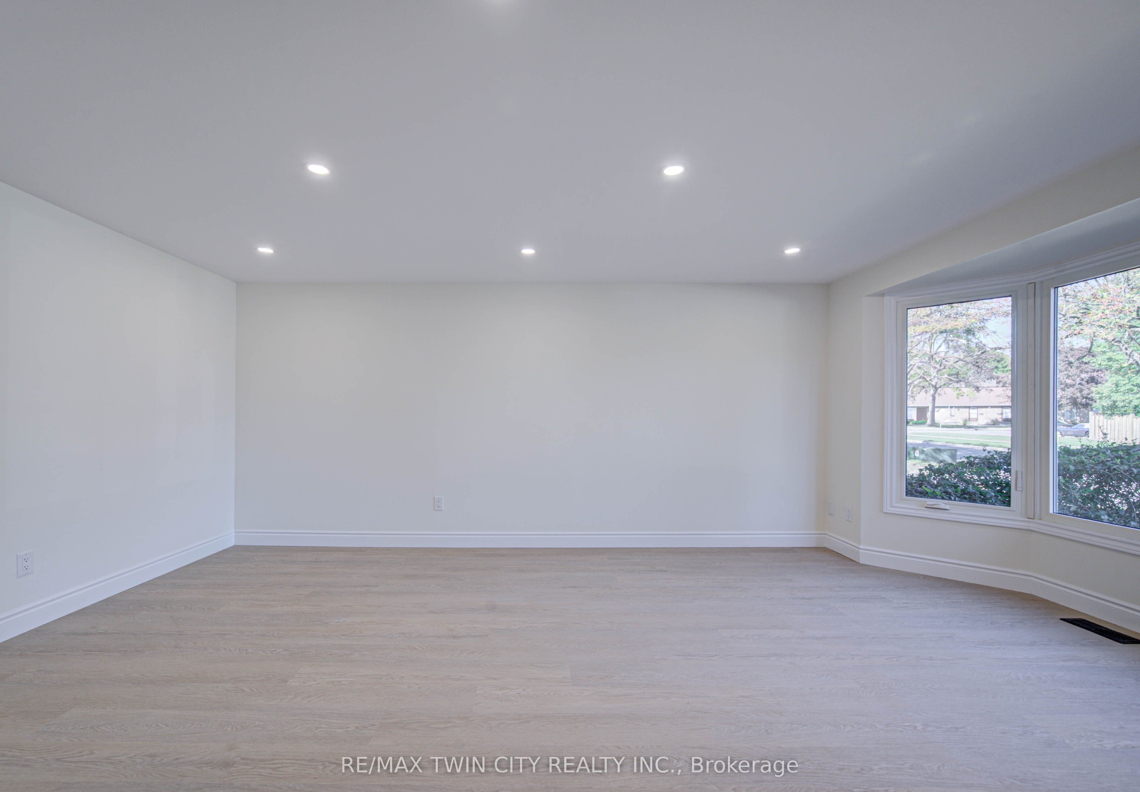 210 Ferguson Avenue Property Photo 12