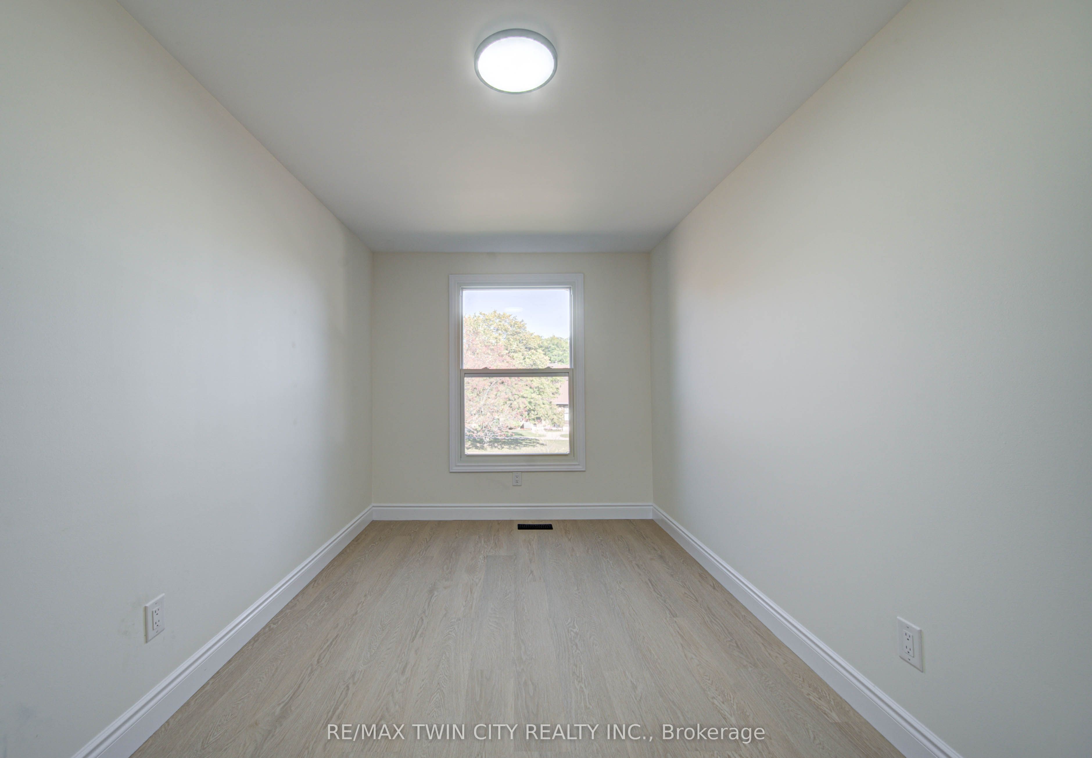 210 Ferguson Avenue Property Photo 23