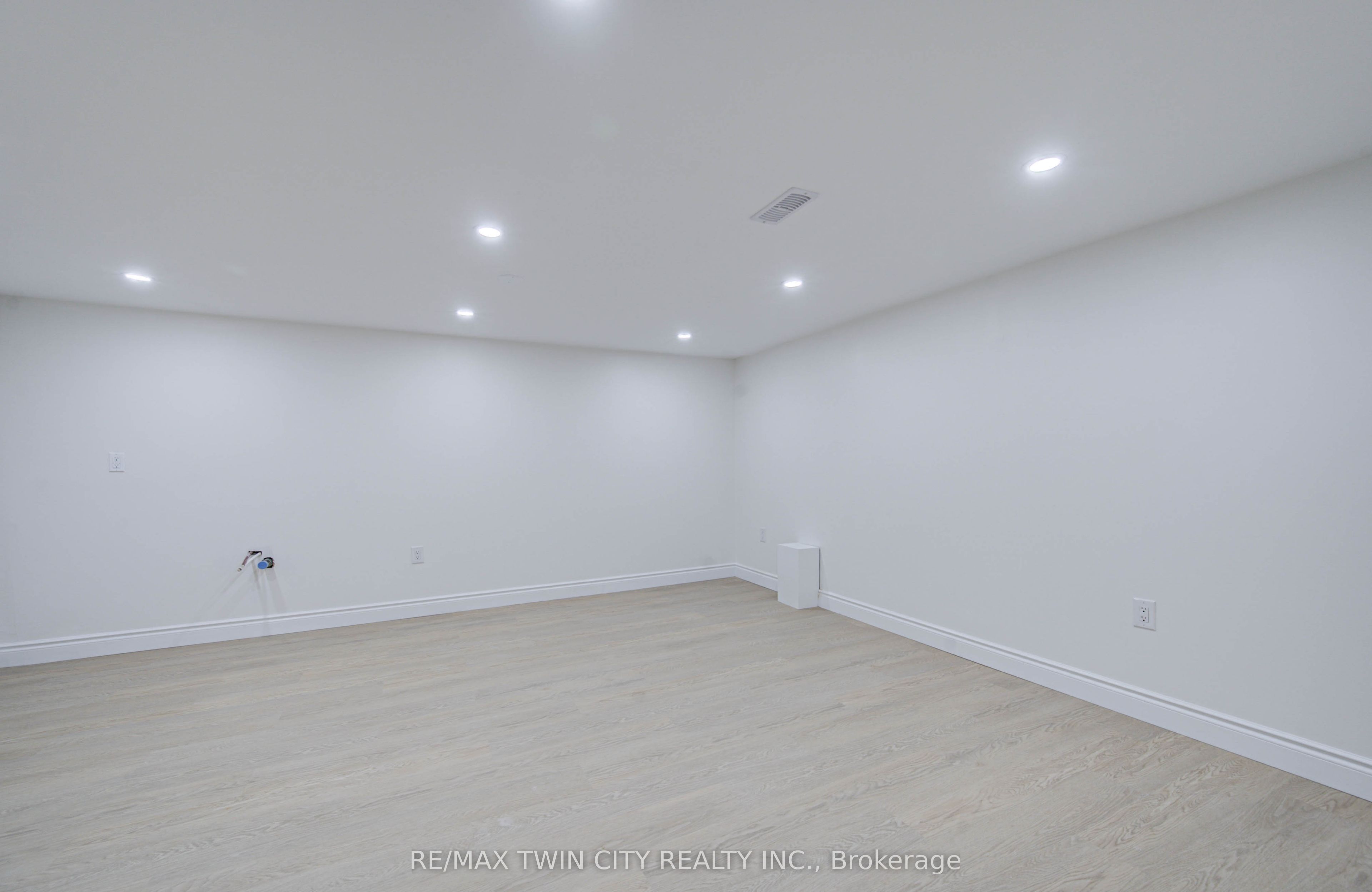 210 Ferguson Avenue Property Photo 27