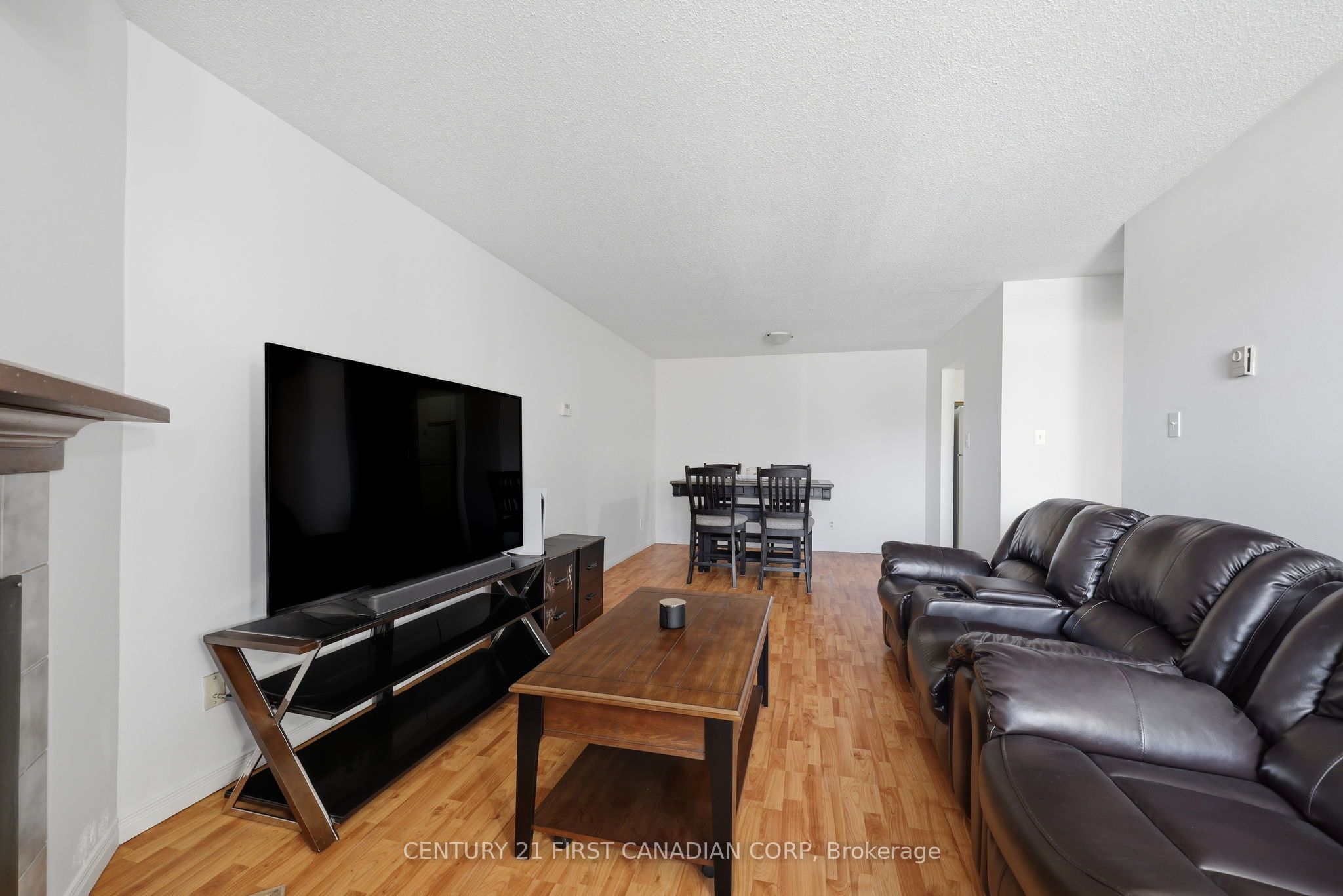 2228 Trafalgar Street 201 Property Photo 9