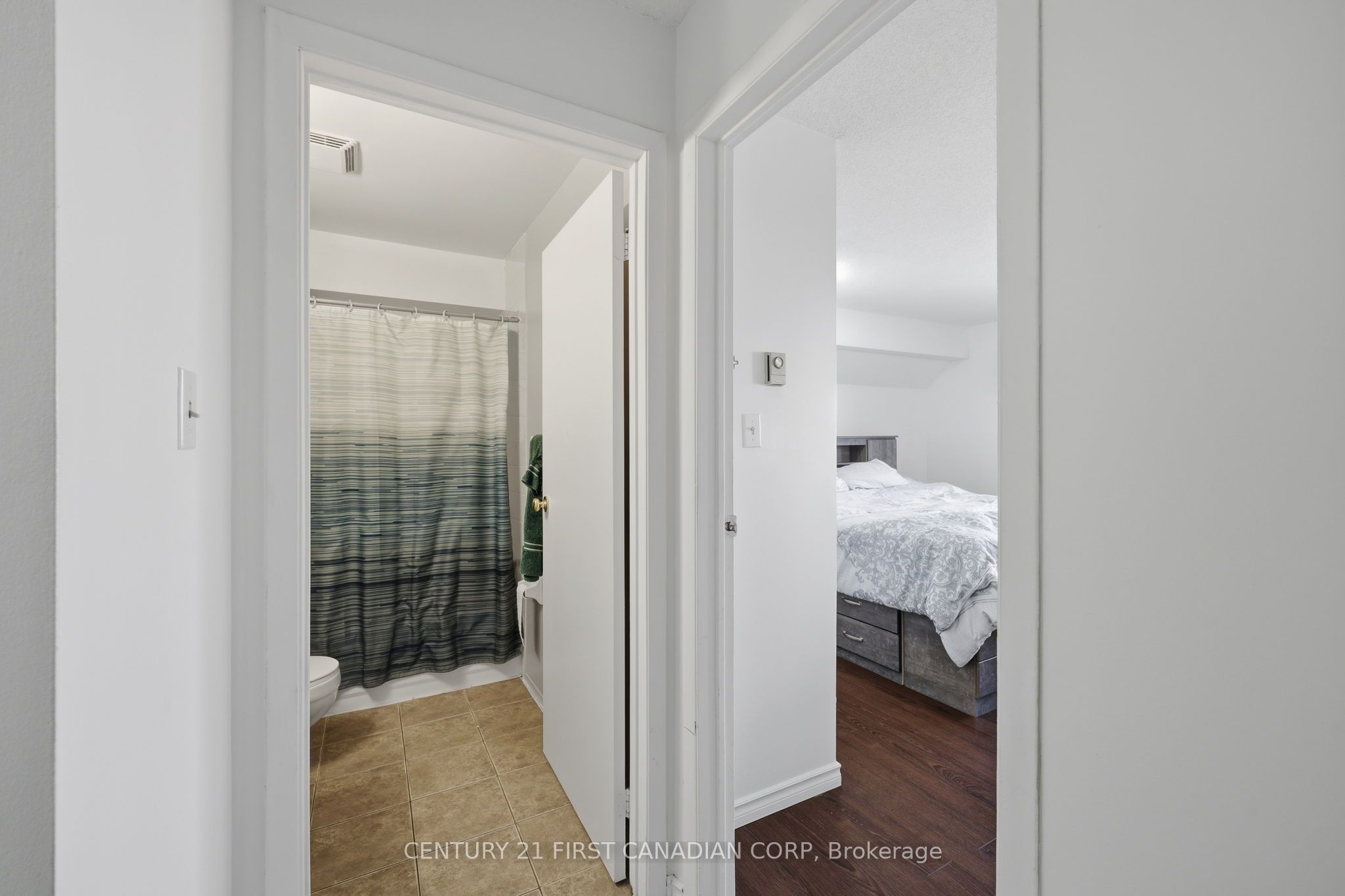 2228 Trafalgar Street 201 Property Photo 10