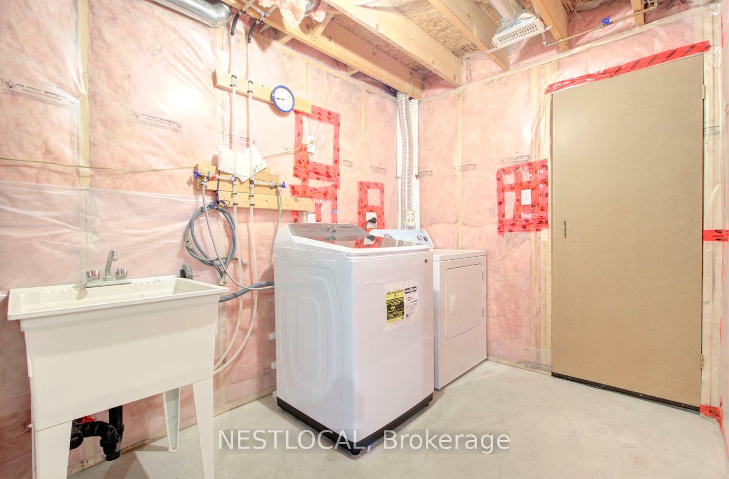 10 Fallowfield Drive 11 Property Photo 28