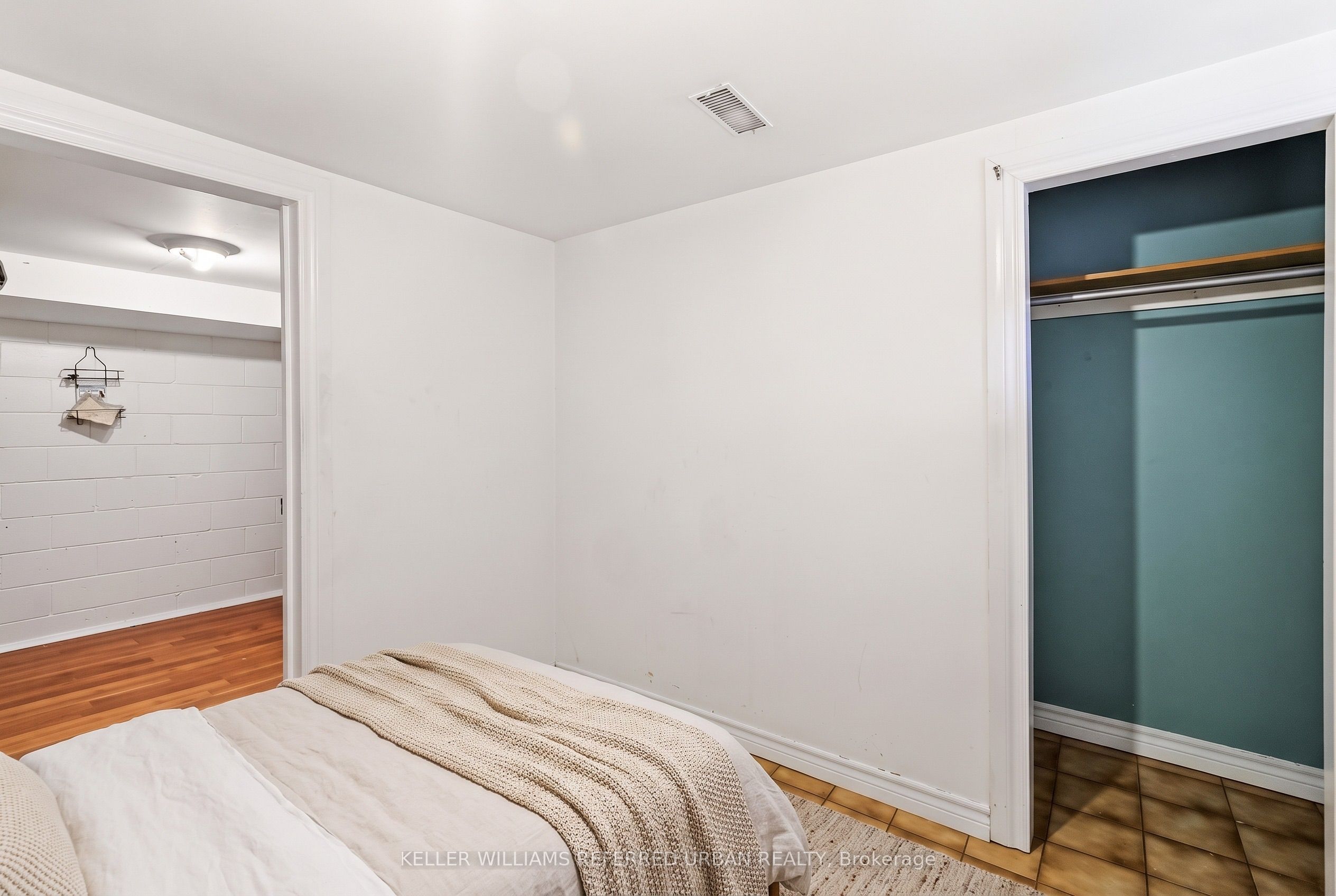 128 Hadeland Avenue Property Photo 19