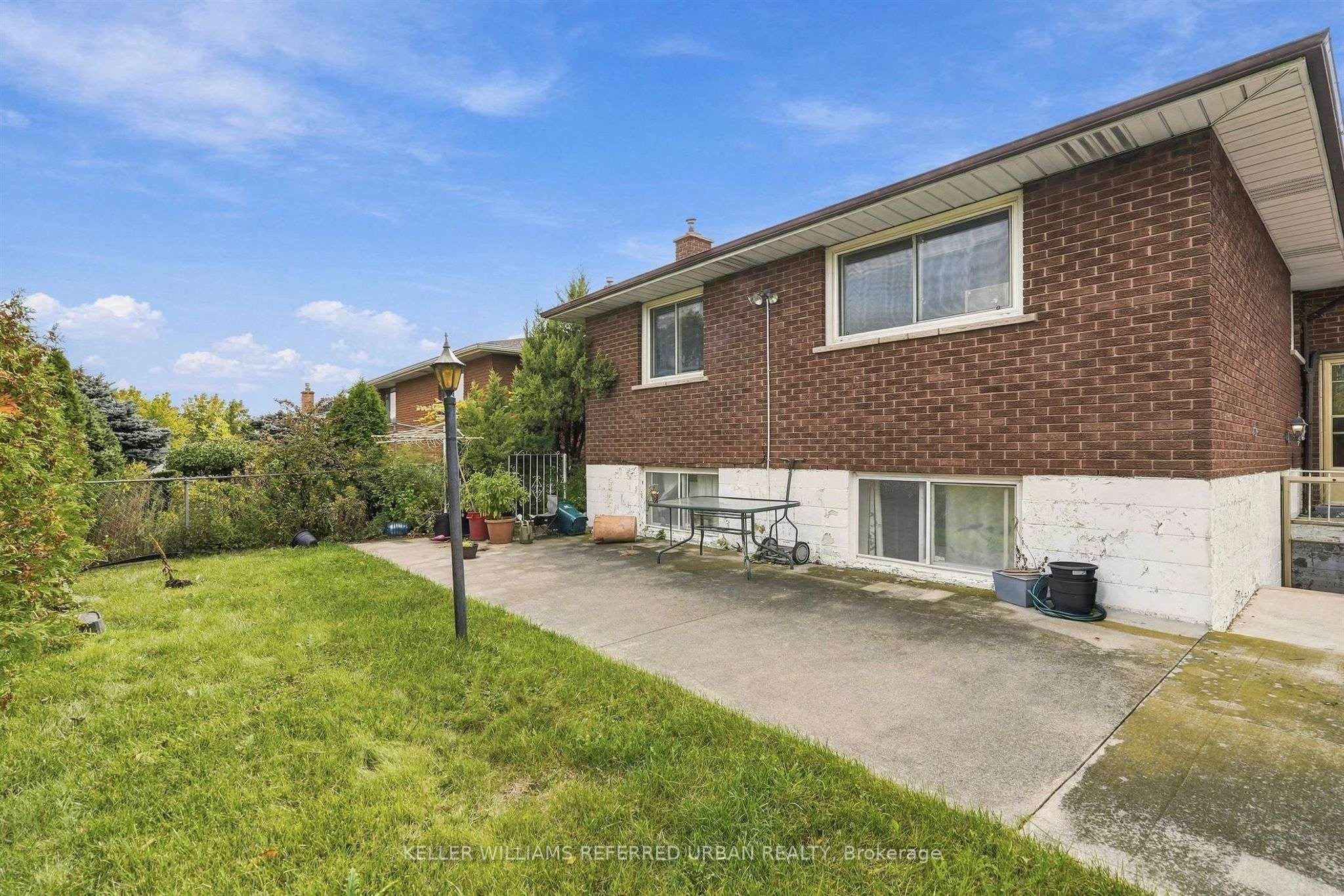 128 Hadeland Avenue Property Photo 24