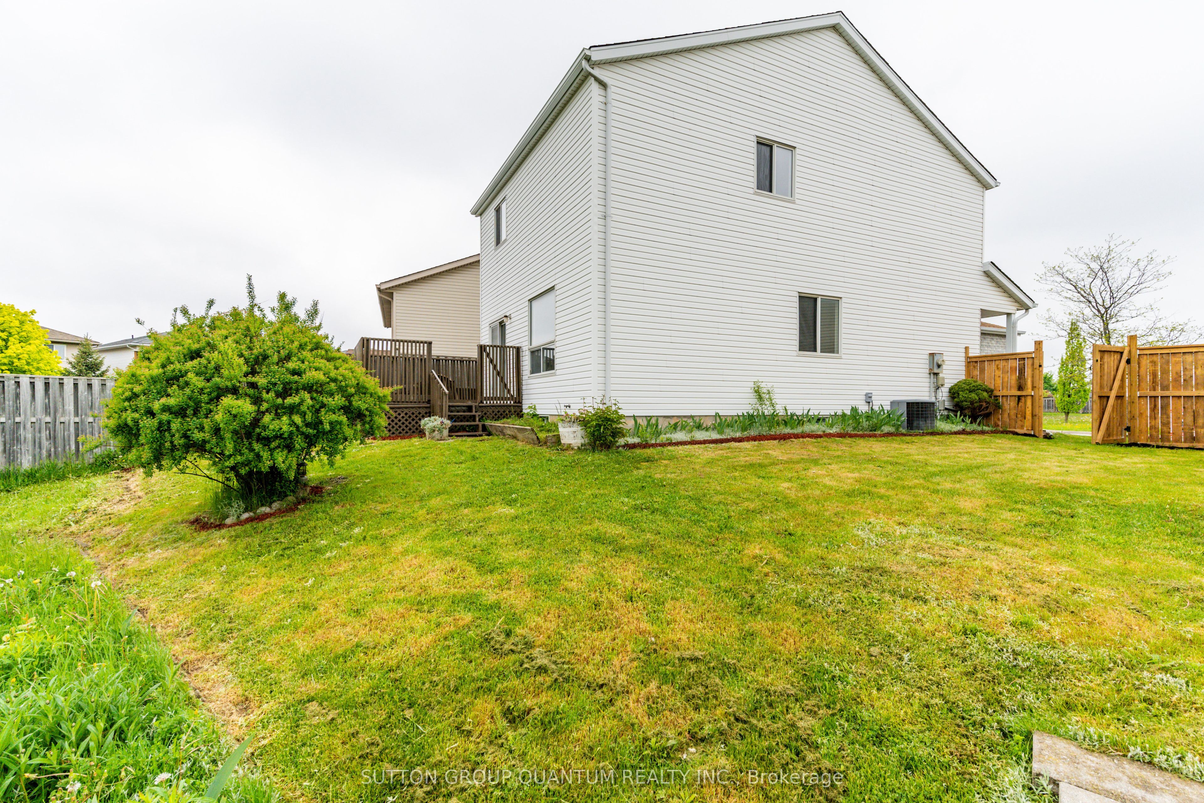 48 White Sands Court Upper Property Photo 29