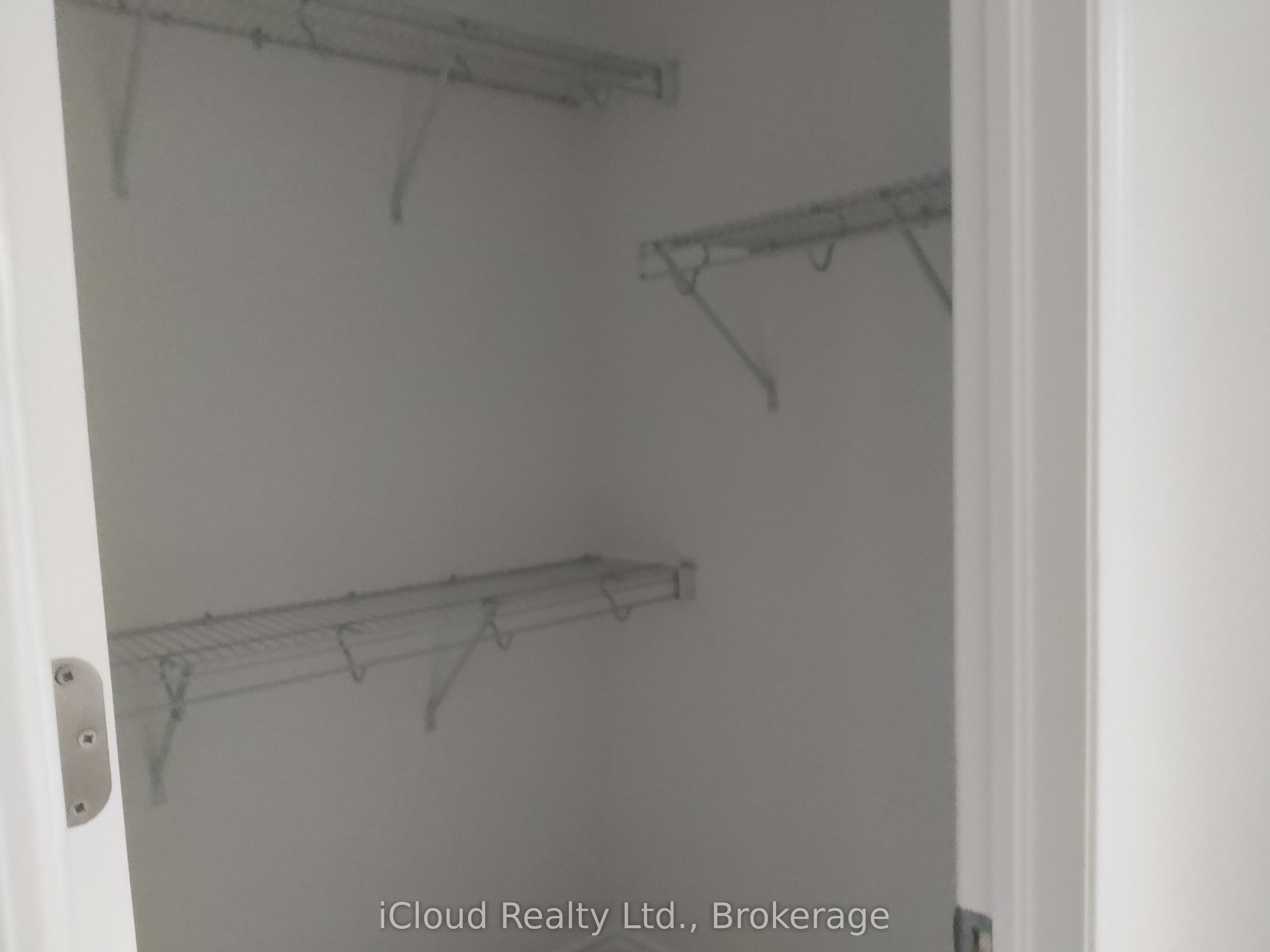 26 Milt Schmidt Street Property Photo 7