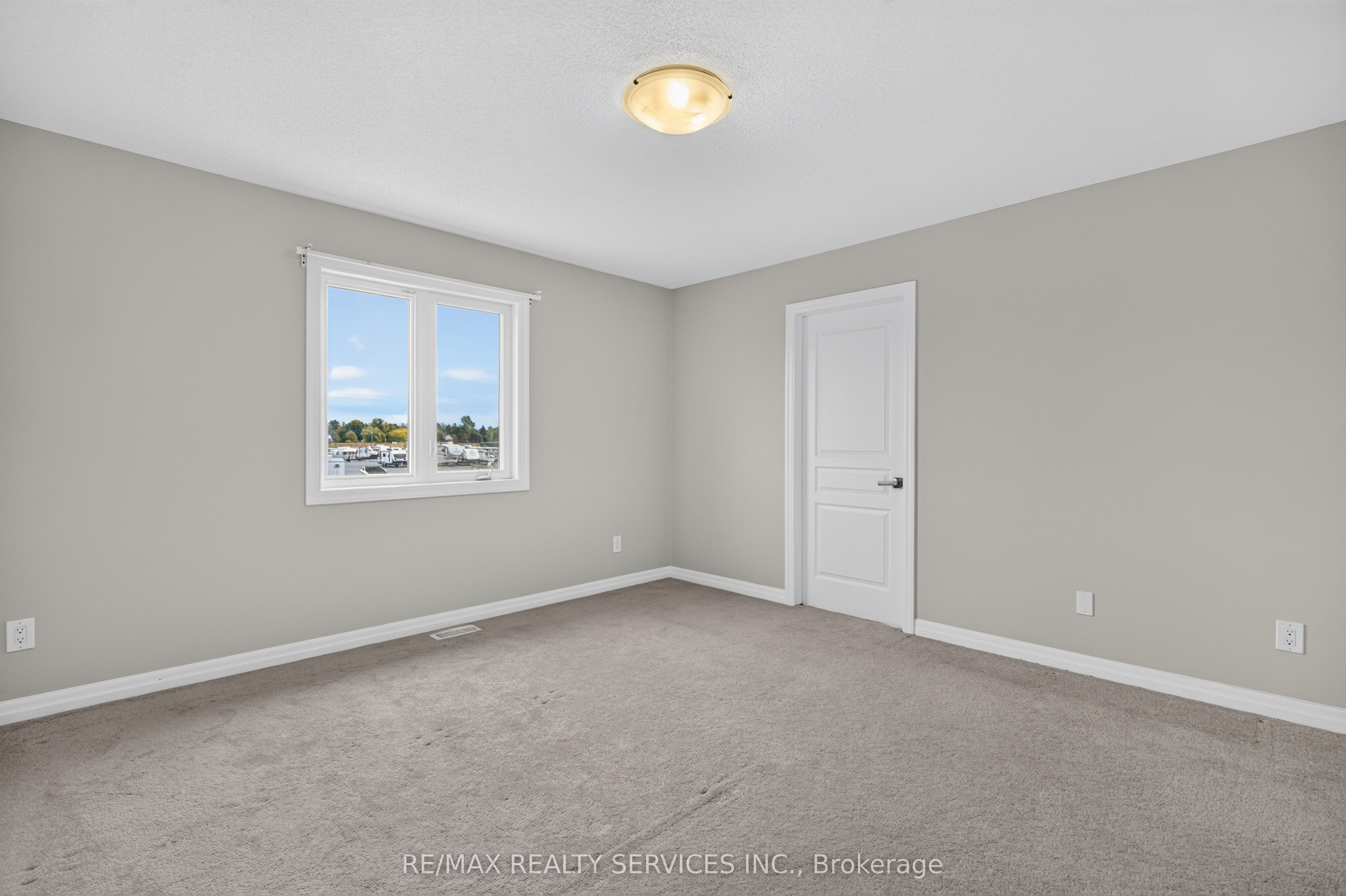 322 Holden Street Property Photo 29