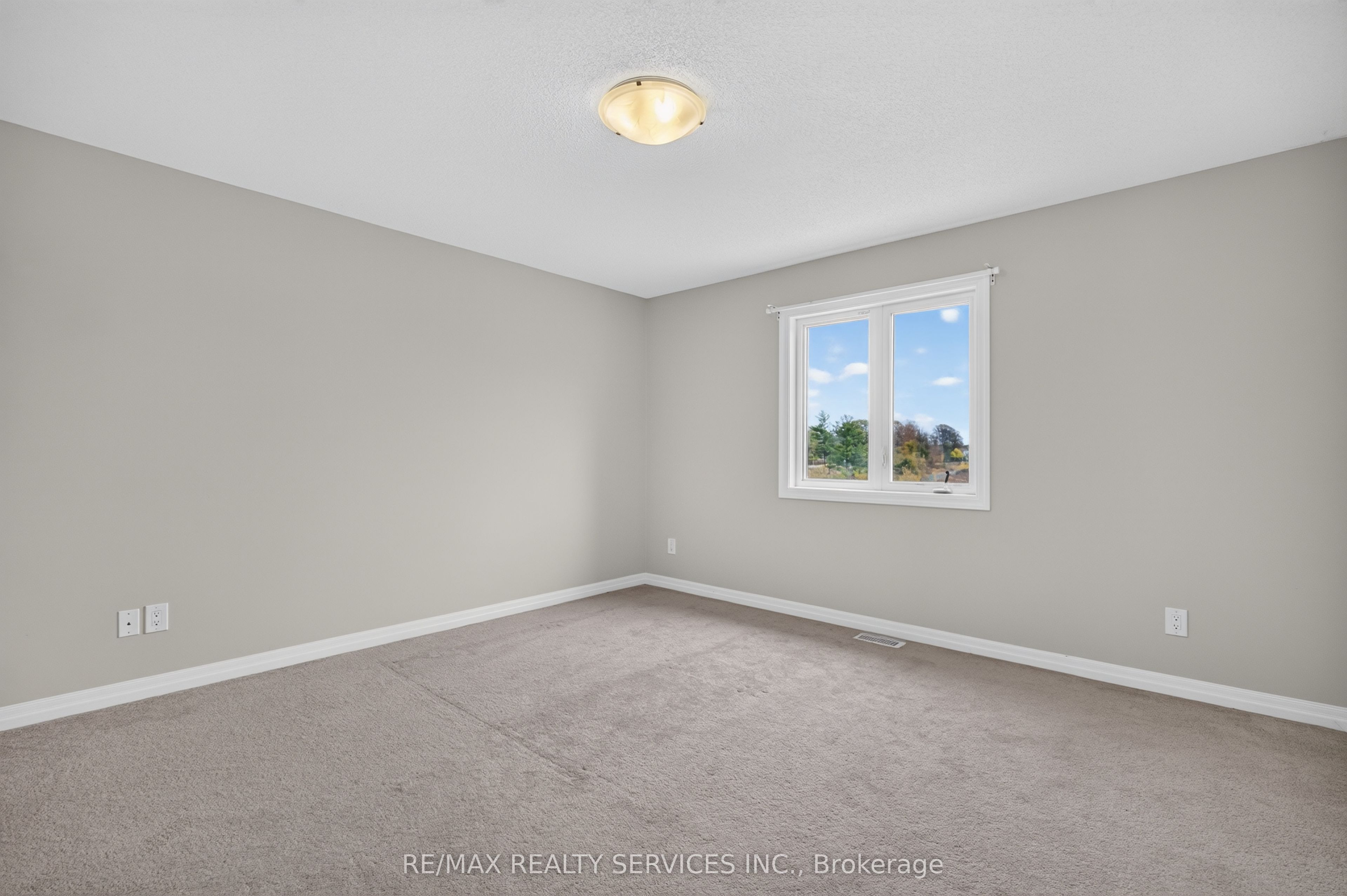 322 Holden Street Property Photo 30