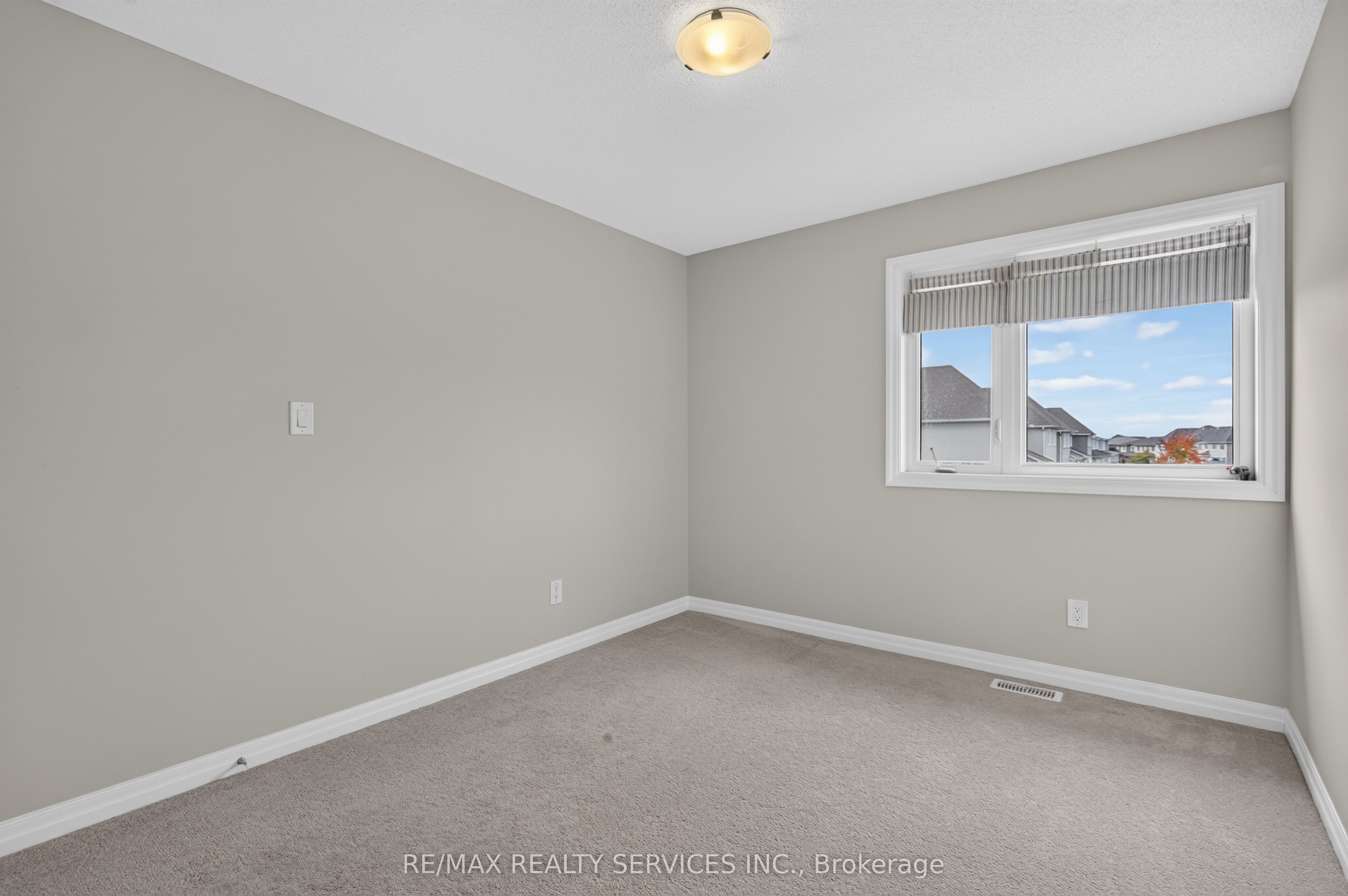 322 Holden Street Property Photo 40