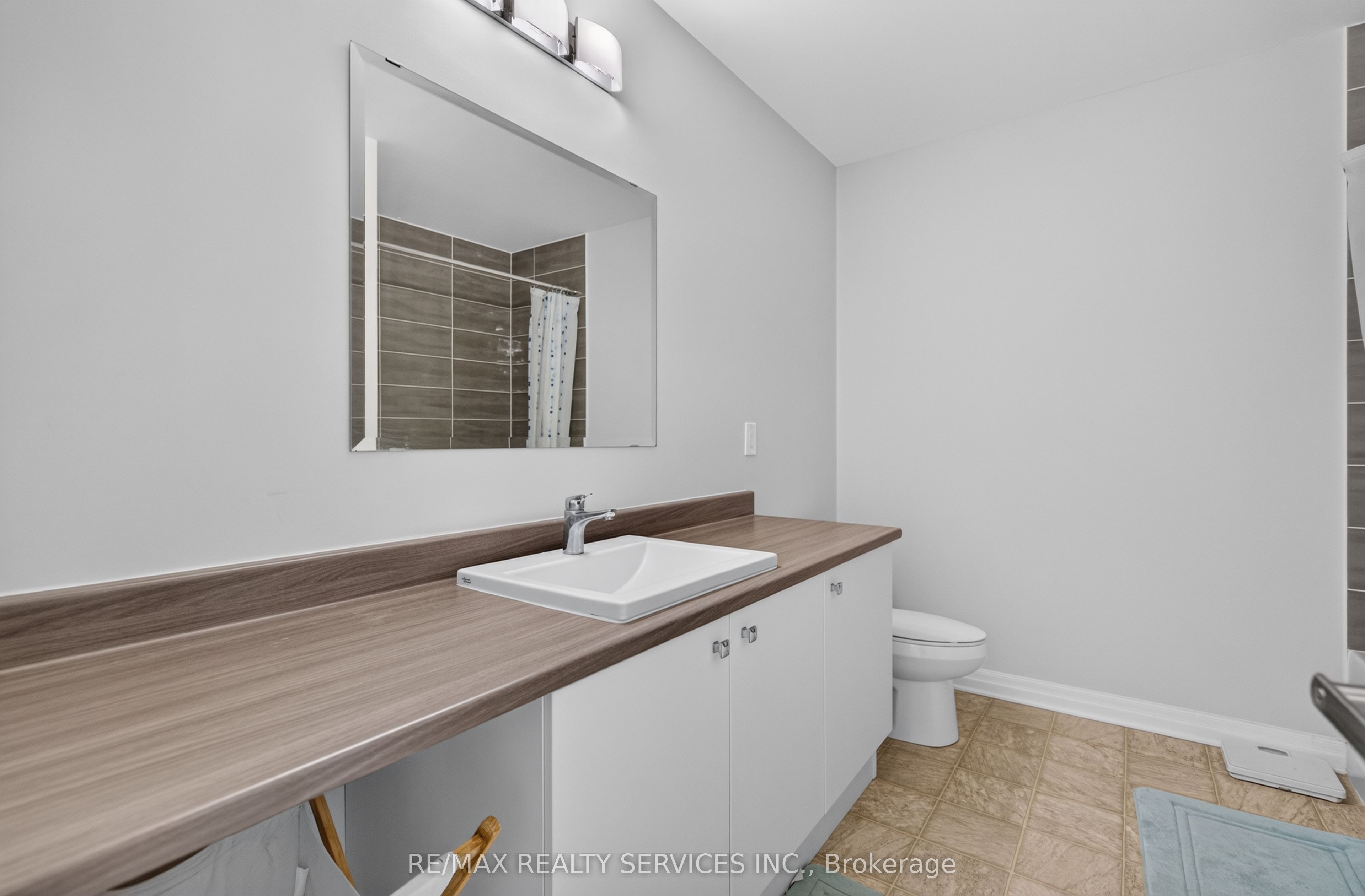 322 Holden Street Property Photo 41