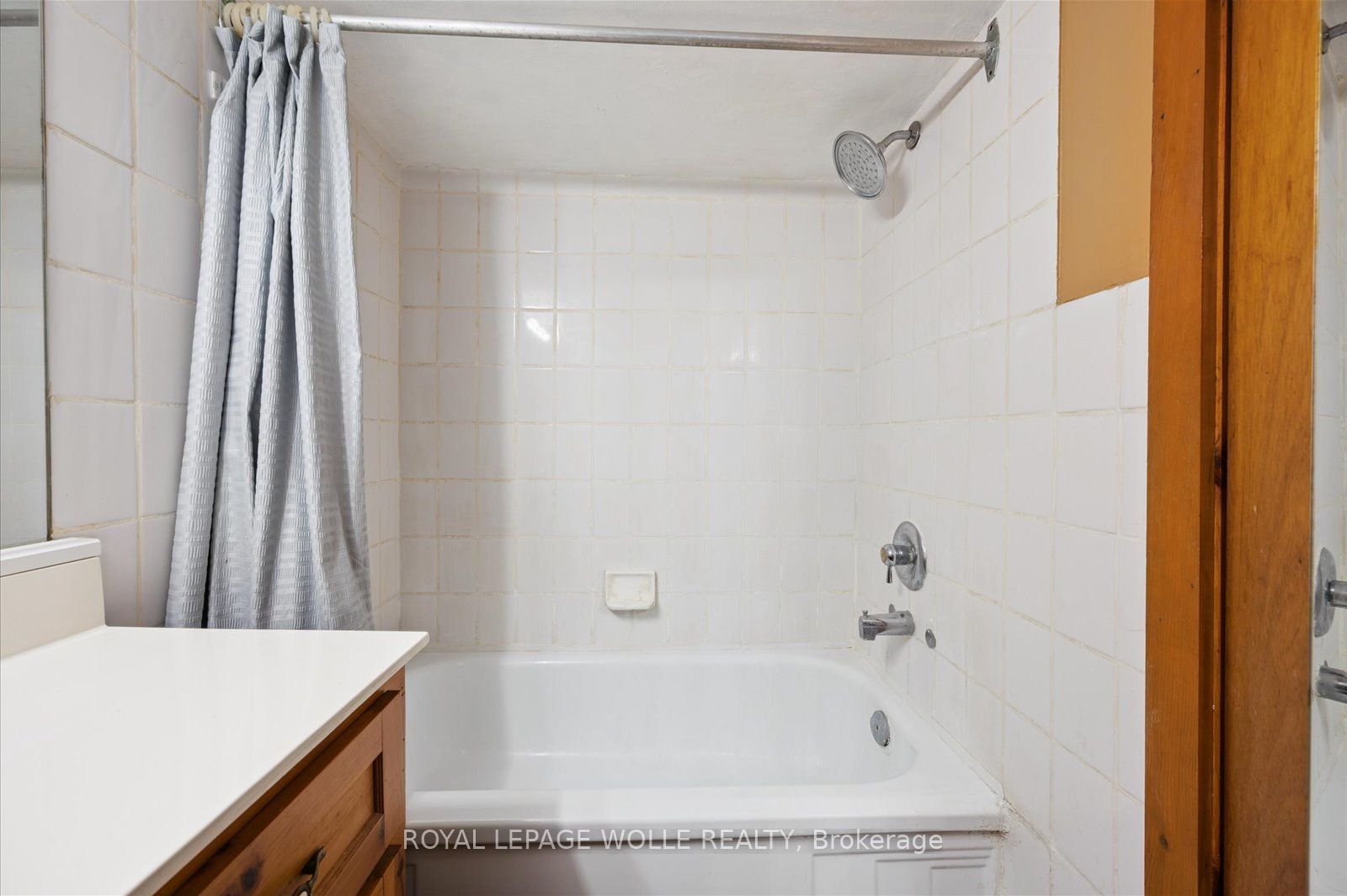 465 Karn Street Property Photo 27