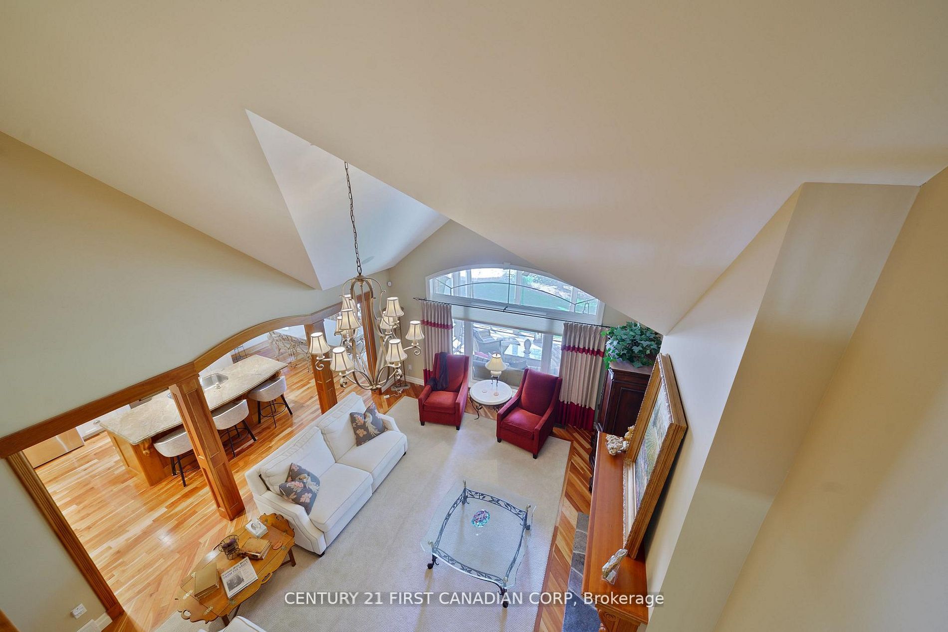 2091 Valleyrun Boulevard Property Photo 5